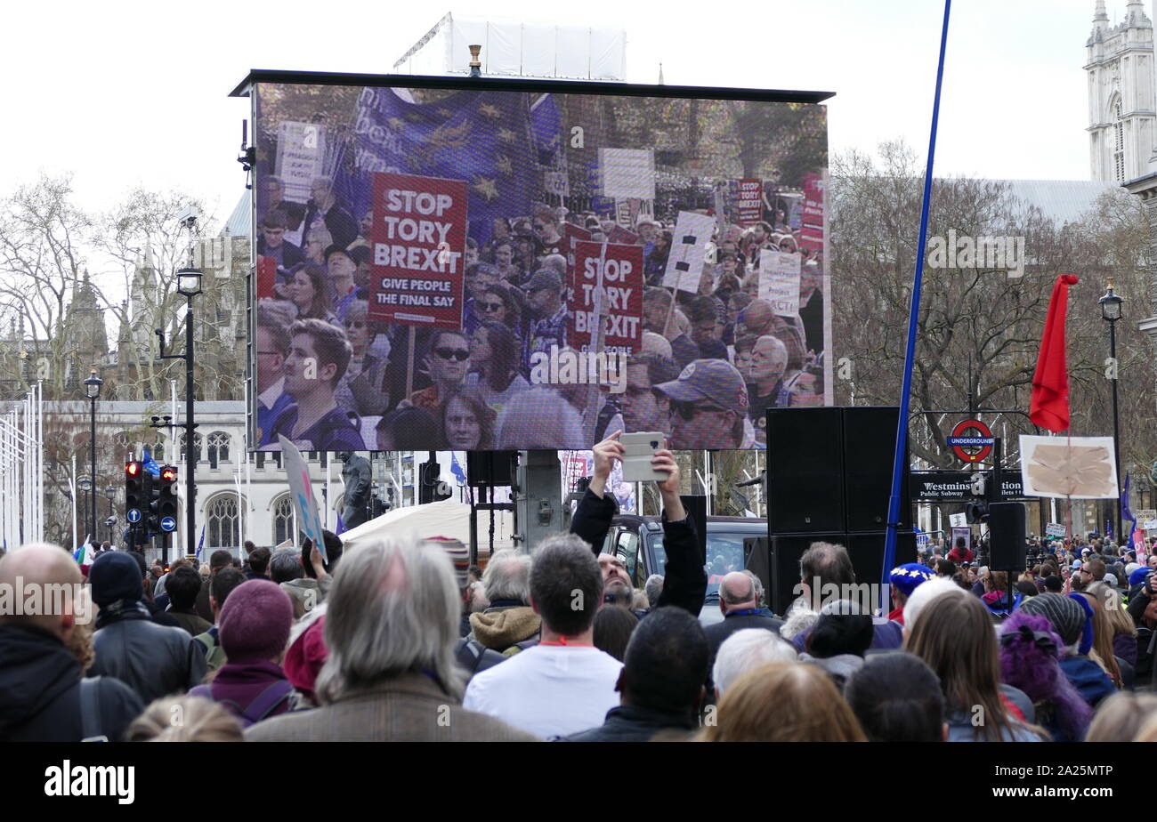 Il 23 marzo 2019, la marcia di protesta chiedendo un nuovo referendum UE, stimato hanno attirato una folla di oltre 1 milioni di persone, che hanno raccontato la MPs che era troppo grande per ignorare. Foto Stock