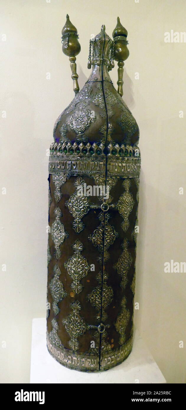 Rotolo di Torah caso dall'Iraq, 1898 Foto Stock