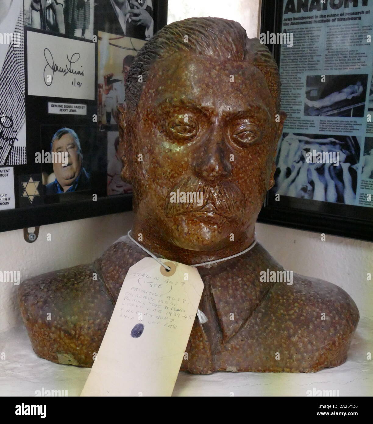 Busto di Joseph Stalin. Joseph Vissarionovich Stalin (1878-1953) un sovietico rivoluzionario georgiano e politico. Foto Stock