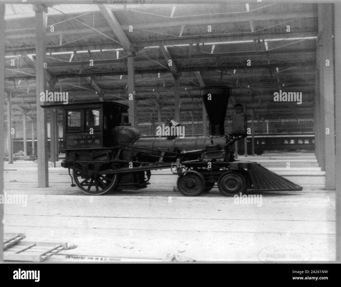 Pioneer locomotore C. & N.W. R.R. Prima locomotiva a correre fuori di Chicago, costruito ca. 1862 Foto Stock