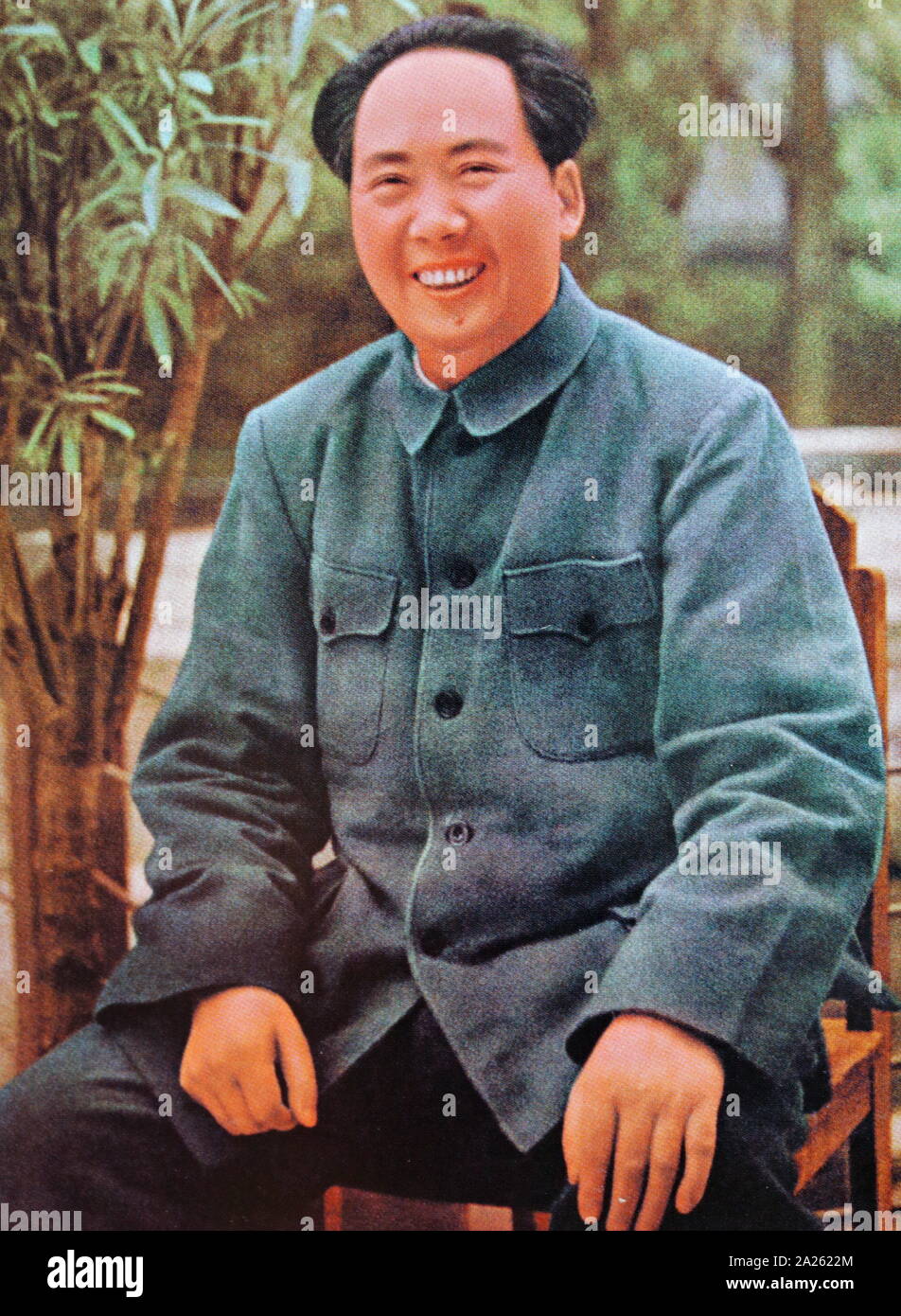 Il presidente Mao, a Pechino. (1949). Mao Zedong (1893 - 9 settembre 1976),  era un comunista cinese rivoluzionario che divenne il padre fondatore della  Repubblica Popolare Cinese (PRC), che egli ha dichiarato