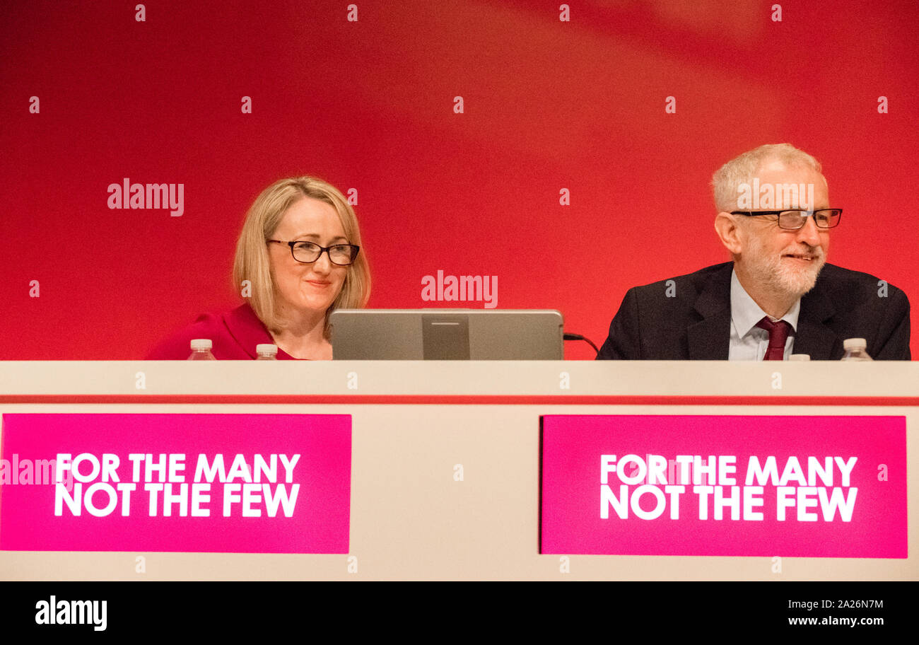 Jeremy Corbyn ,leader del partito laburista e Rebecca Long-Bailey al Partito laburista Conferenza annuale 2019, Brighton, Regno Unito Foto Stock