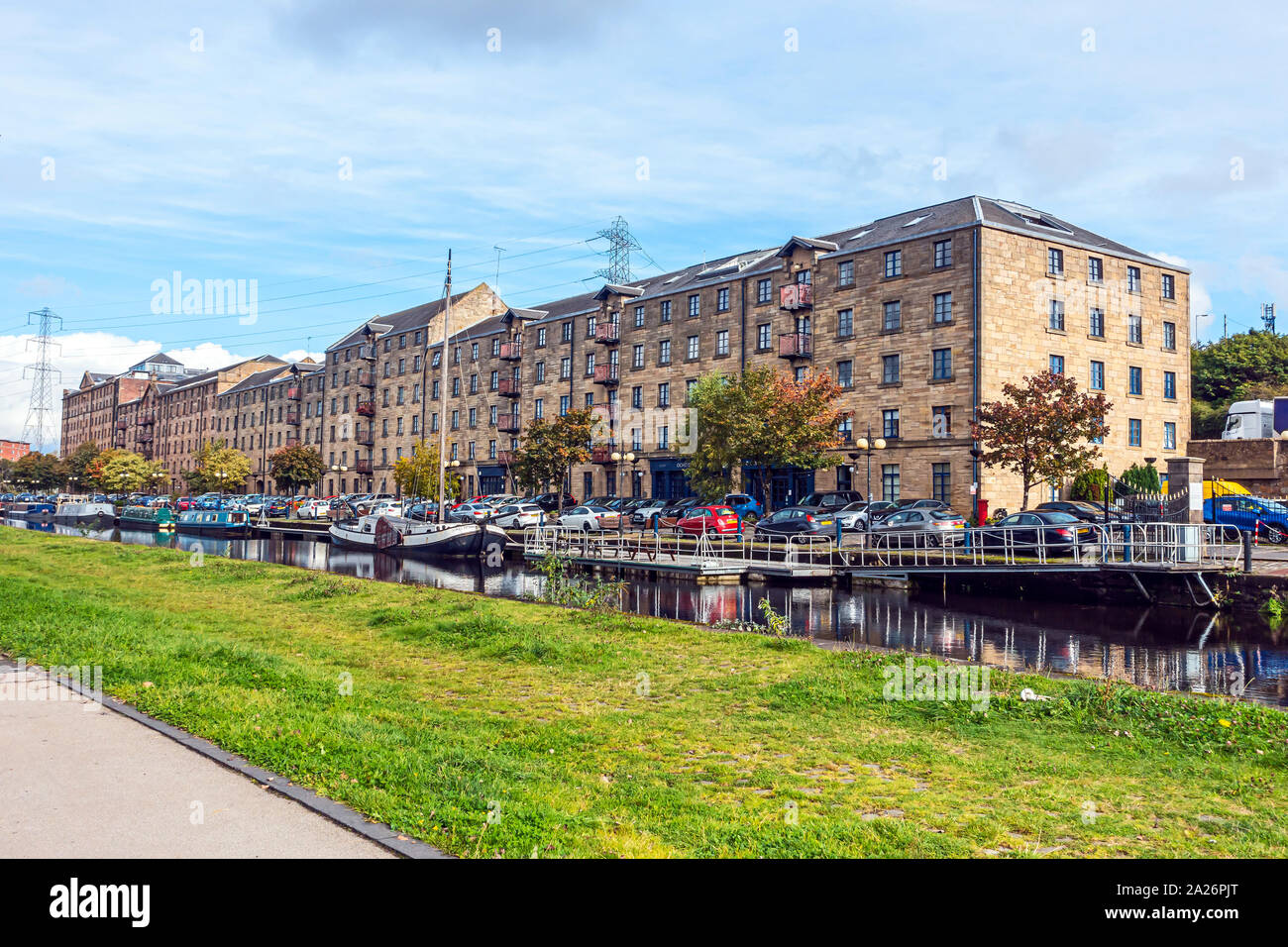 Un vecchio magazzino convertito in appartamenti a Speirs Wharf presso la Glasgow ramo del canale di Forth e Clyde in Glasgow Scotland Regno Unito Foto Stock