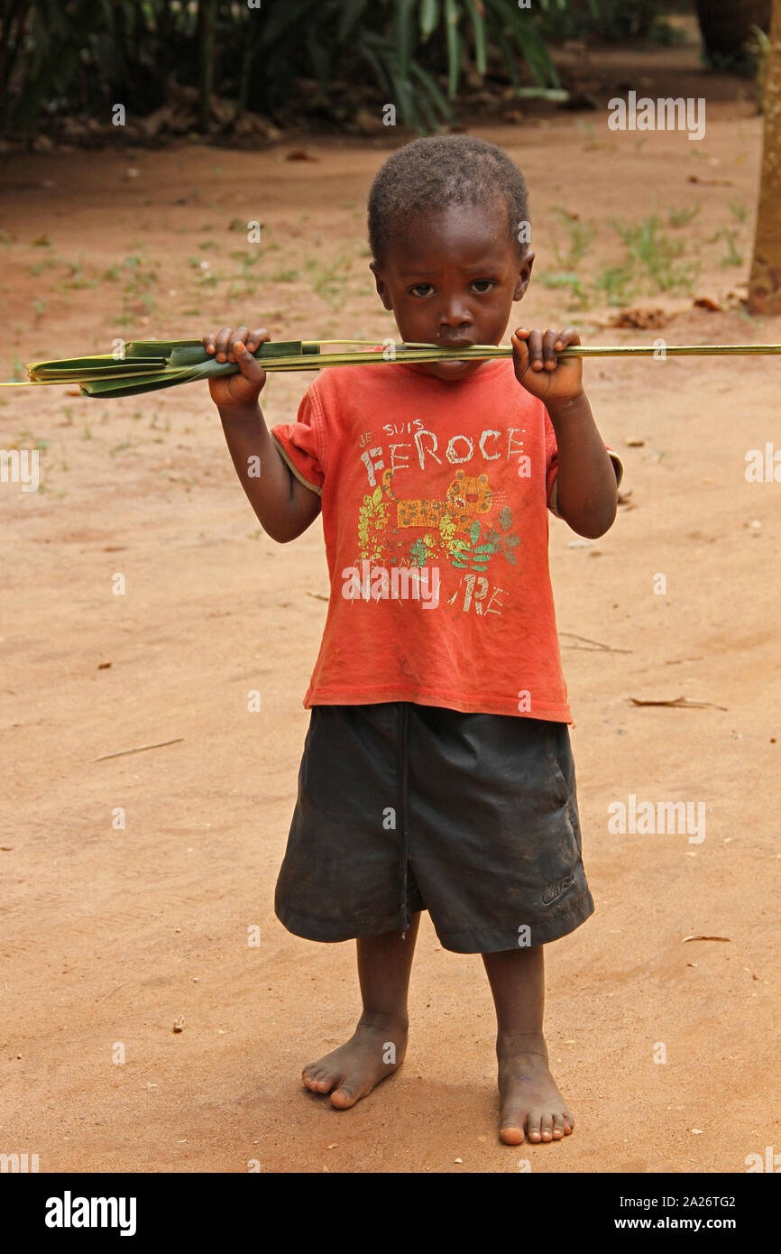 Bambino locale, Spice farm, Zanzibar, isola di Unguja, Tanzania. Foto Stock