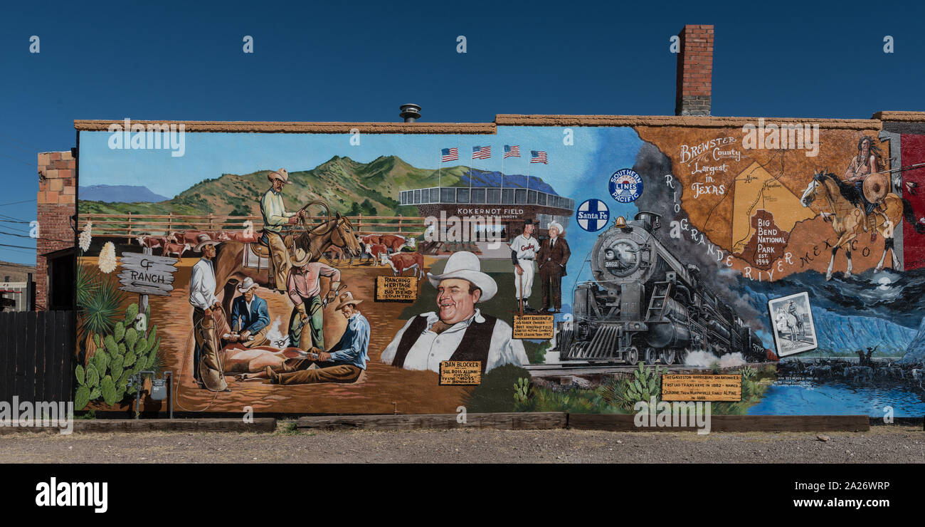 Porzione di un murale di Cleburne, Texas, artista Stylle leggere, raffigurante la storia locale nel centro alpino, Texas Foto Stock