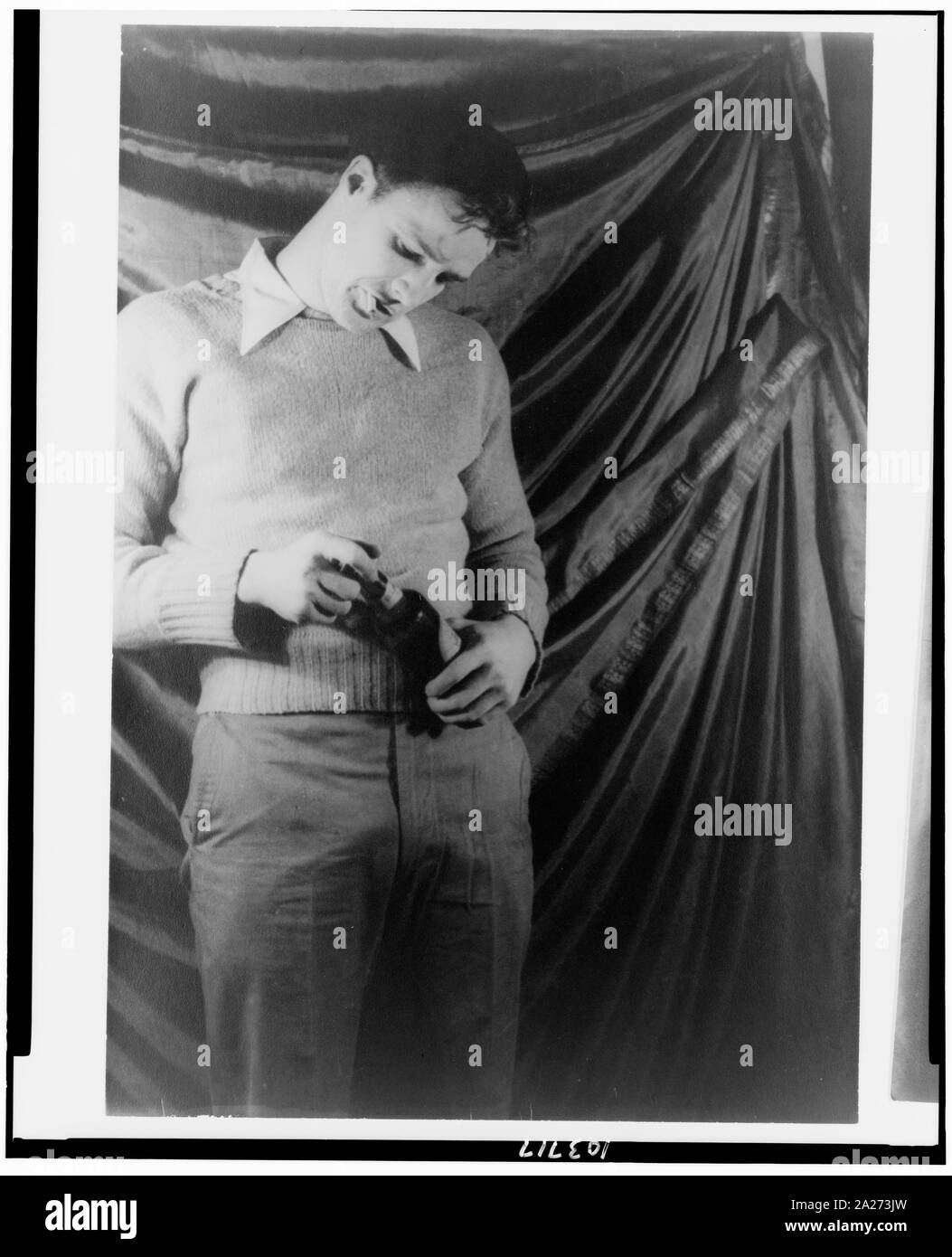 Ritratto di Marlon Brando in un tram che si chiama Desiderio Foto Stock
