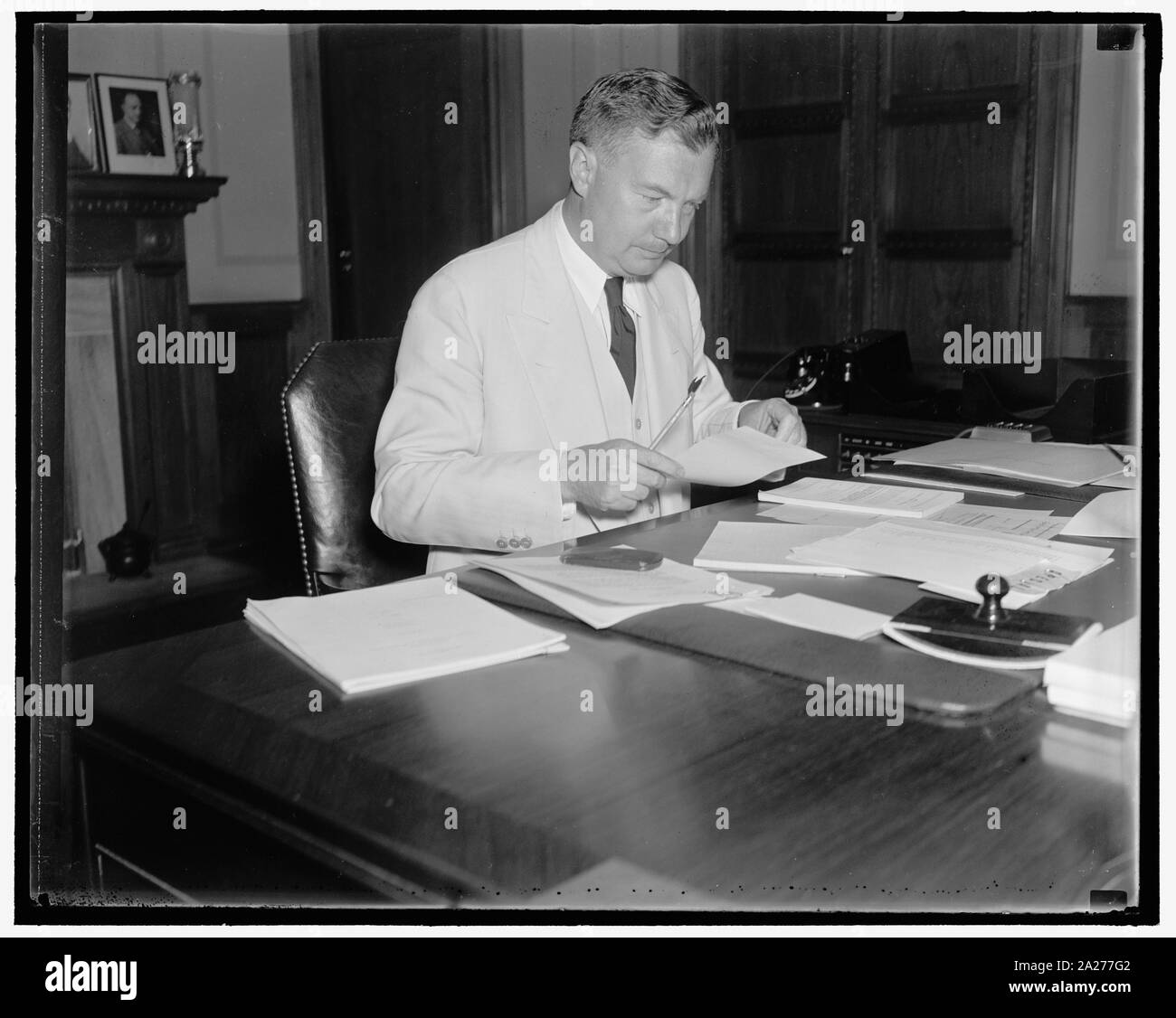Possibile Corte suprema incaricato. Washington, D.C. Agosto 6. Gli ultimi ad essere citato per il seggio vacante alla Corte Suprema panca è Robert H. Jackson, Assistant Attorney General. Jackson è un nativo di Jamestown, NY e un amico personale del presidente Roosevelt, 8/6/37 Foto Stock