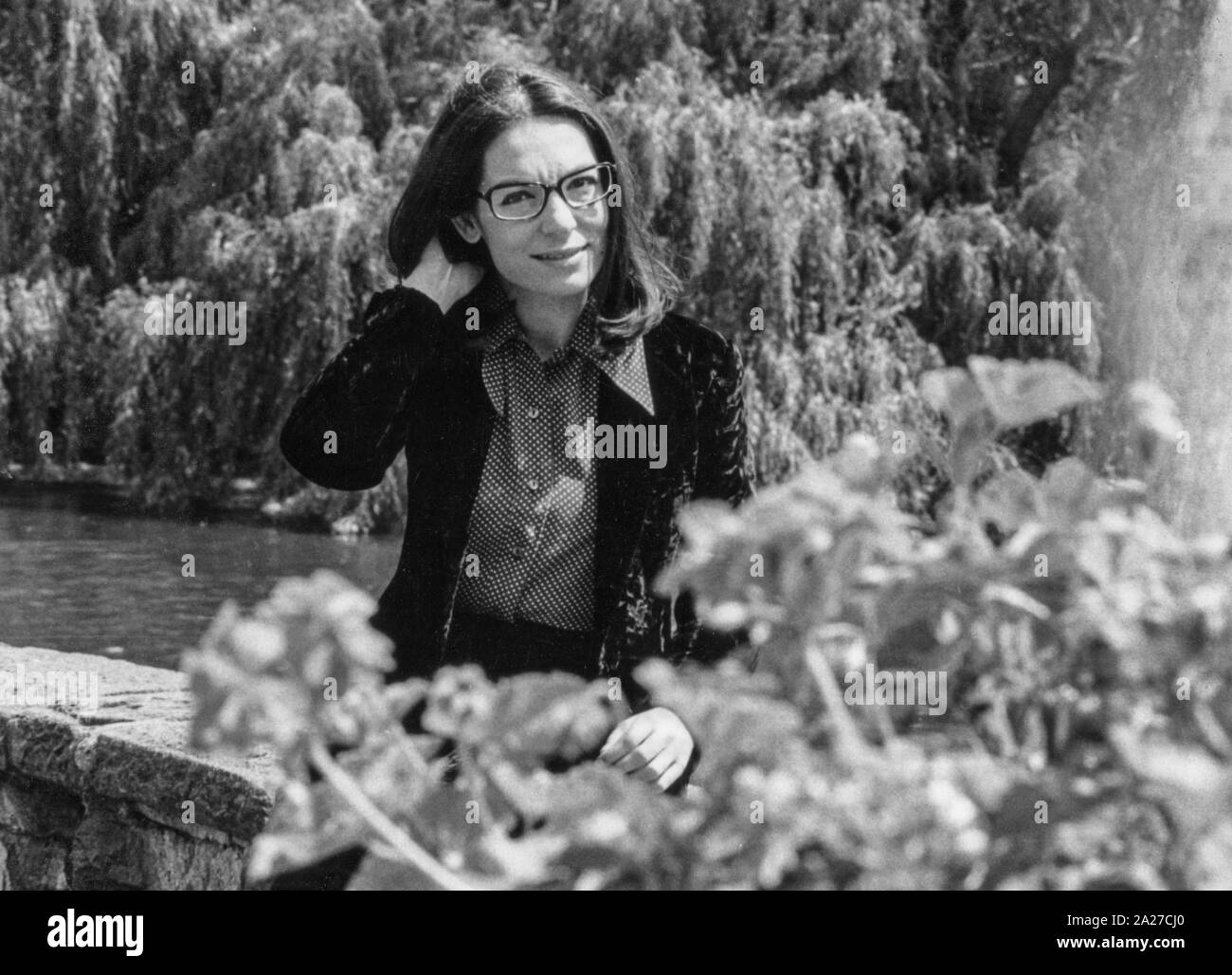 Nana Mouskouri nel maggio 1972. Il cantante greca e uomo politico è nato un 13 ottobre 1934. | Utilizzo di tutto il mondo Foto Stock