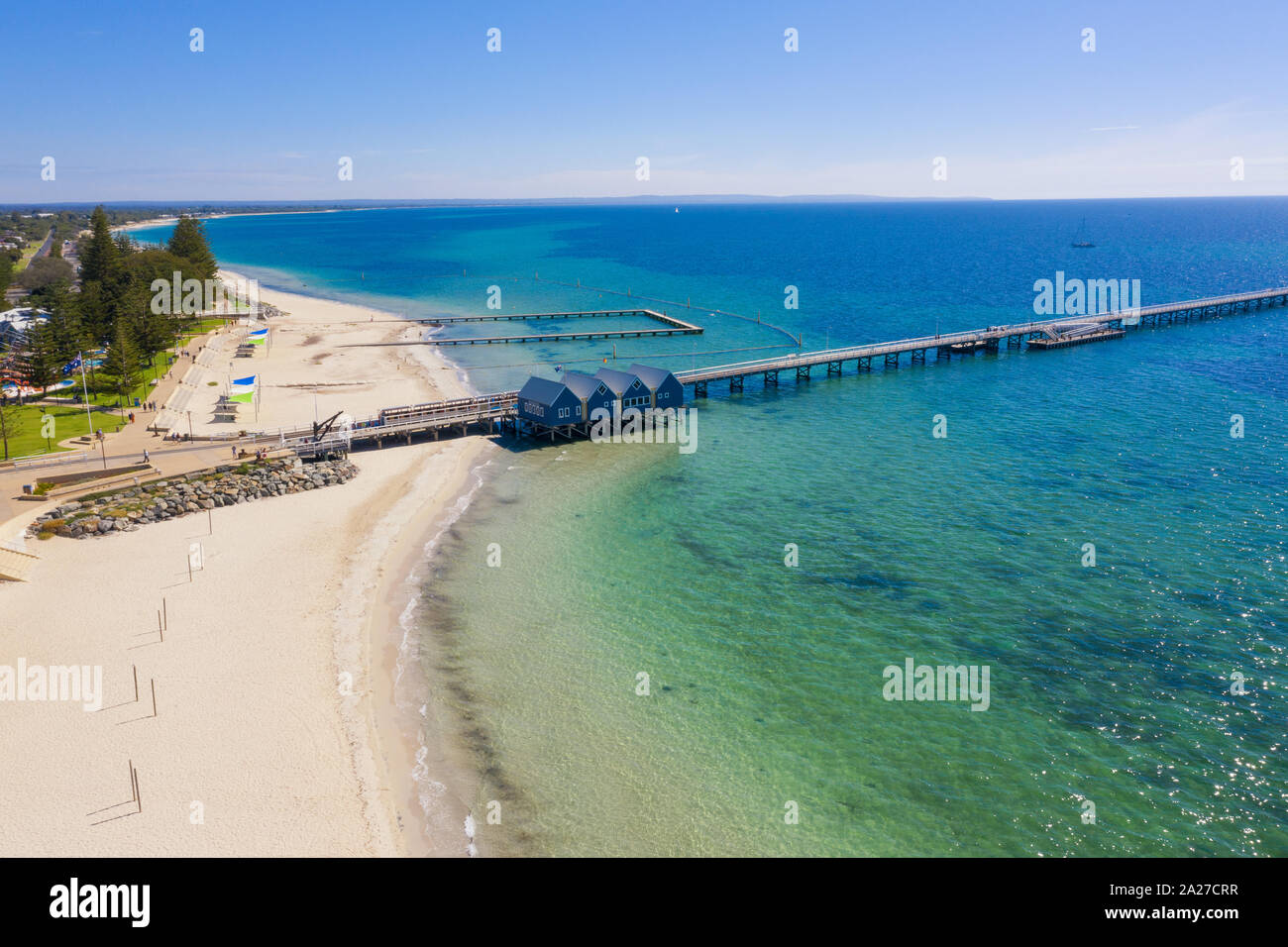 Busselton Jetty, Western Australia è il secondo più lungo pontile in legno nel mondo a 1841 metri di lunghezza. Foto Stock