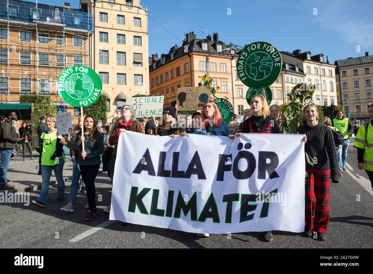 Sciopero della scuola per il clima, Skolstrejk För Klimatet (Scuola sciopero per il Clima) ispirato da 16 anni attivista del clima grande Thunberg, Stoccolma. Foto Stock