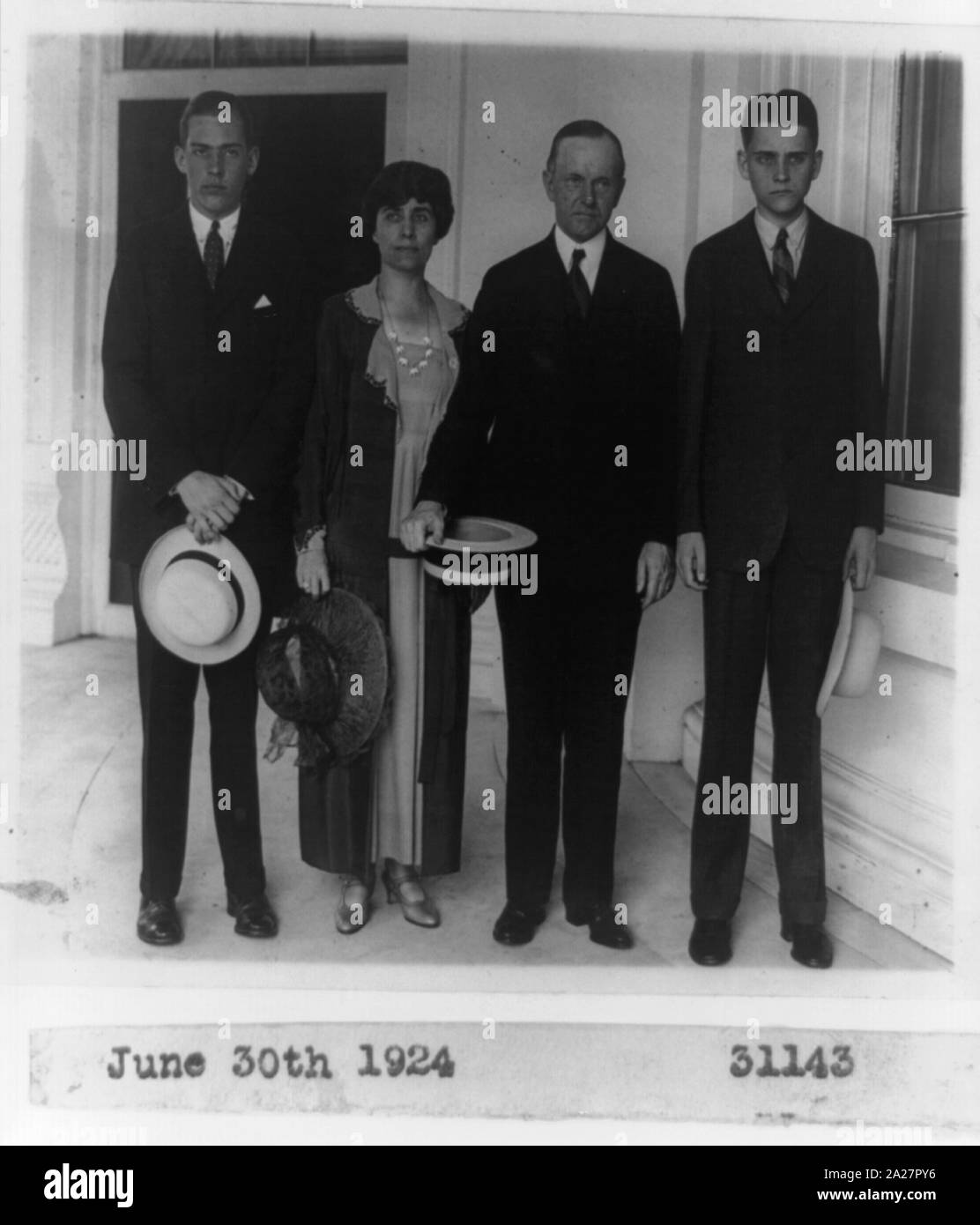 Presidente e signora Coolidge con figli, ritratto a figura intera Foto Stock