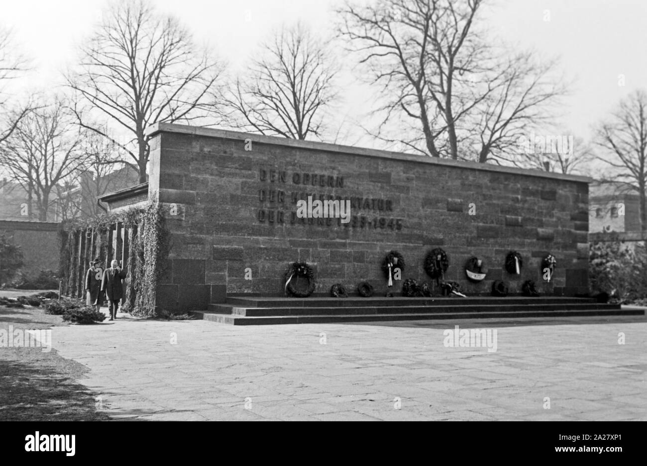 Die Gedenkstätte Plötzensee di Berlino, Deutschland 1963. Luogo memoriale Ploetzensee a Berlino, Germania 1963. Foto Stock