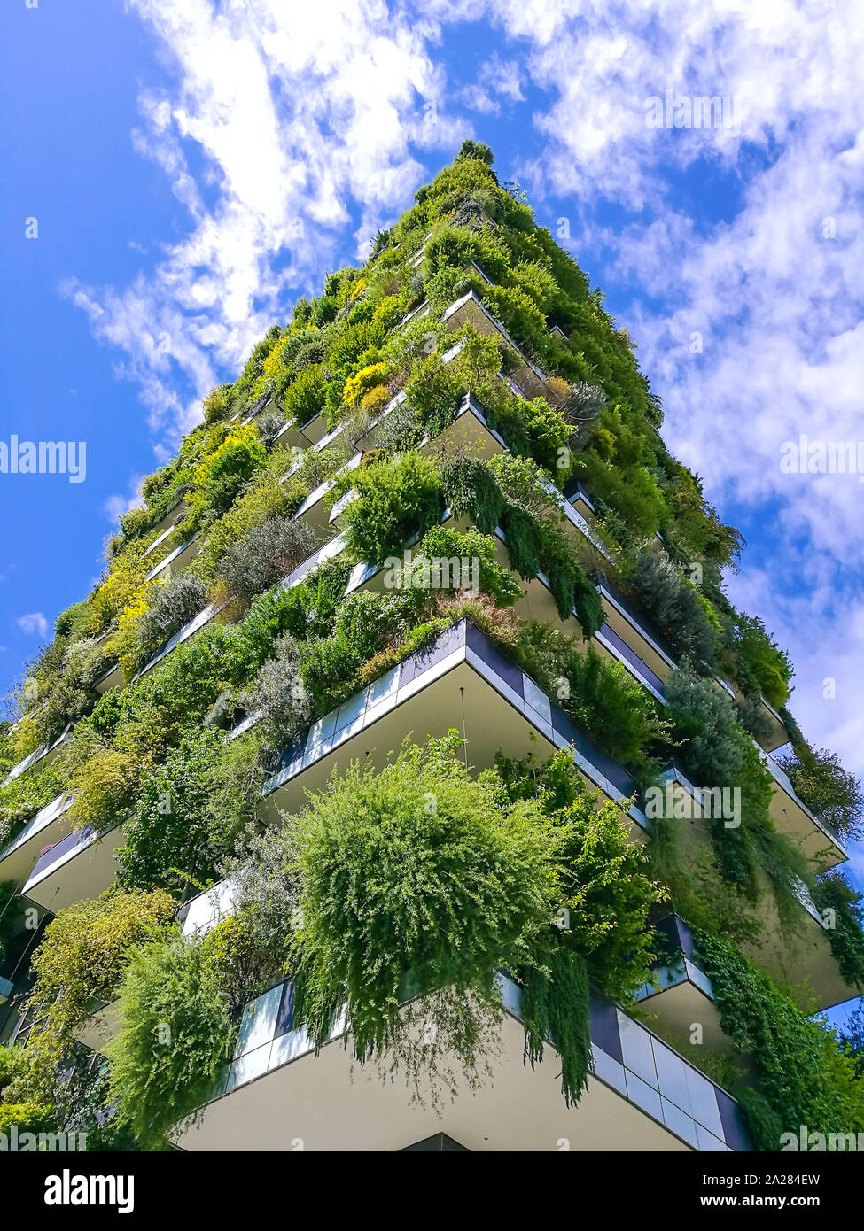 Milano, Italia: Bosco Verticale (Bosco verticale) un moderno grattacielo a Porta Nuova district Foto Stock