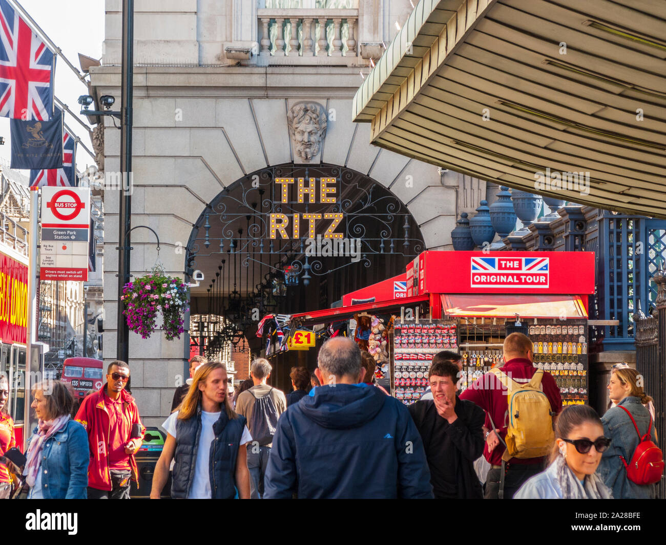 Il Ritz, Piccadilly, Londra Foto Stock
