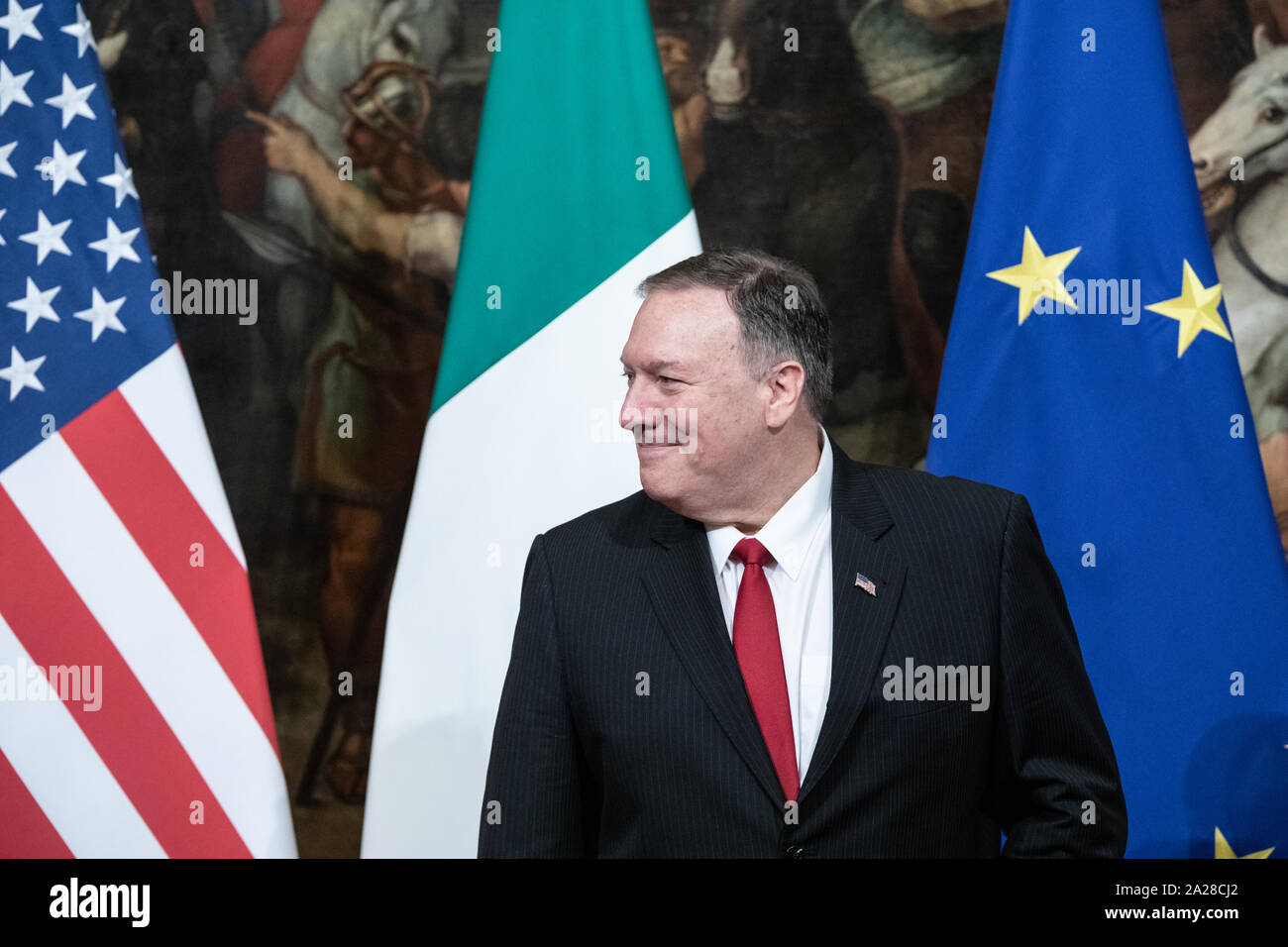 Roma, Italia. 01 ott 2019. Il Segretario di Stato americano Michael Richard Pompeo durante l incontro con il Primo Ministro Giuseppe Conte a Palazzo Chigi. Credito: SOPA Immagini limitata/Alamy Live News Foto Stock