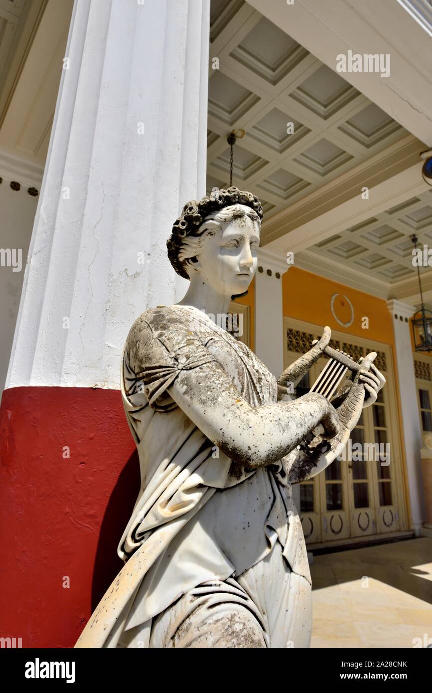 Statua greca,Palazzo Achilleion,Gastouri,l'isola di Corfù, isole Ionie, Grecia Foto Stock