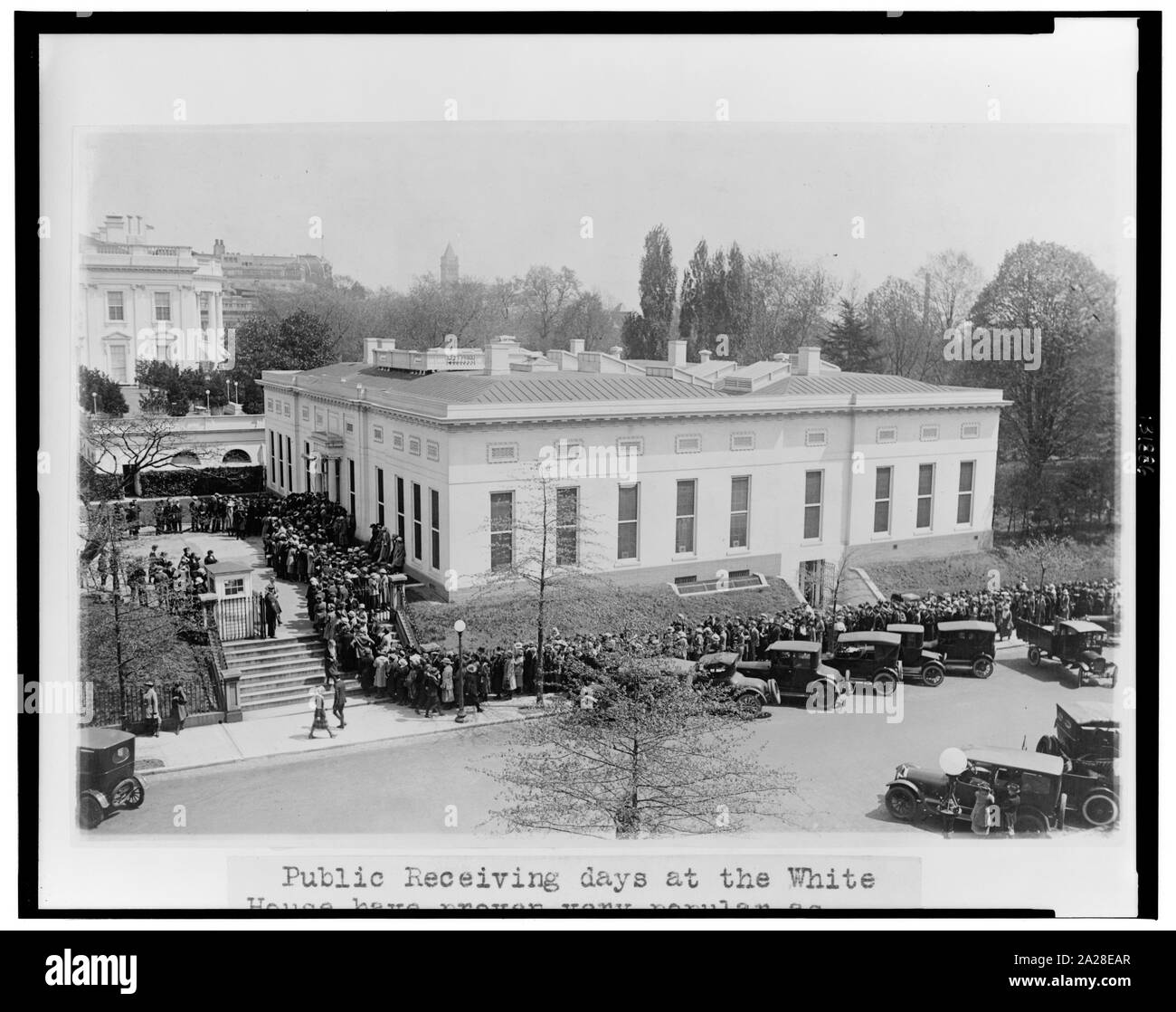 Ricezione di pubblico giorni alla Casa Bianca si sono dimostrati molto popolari come evidenziato da questa linea circa gli uffici dei dirigenti durante l'accoglienza del pubblico oggi Foto Stock