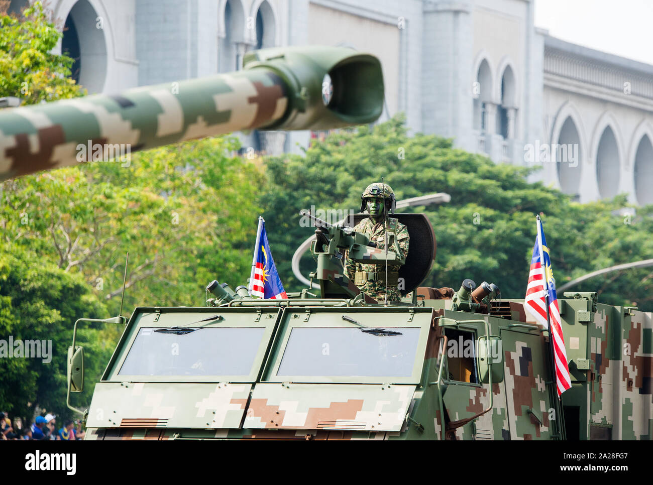 31 Agosto 2019: malese armati contingente forzata marciando al 62o giorno di indipendenza o Merdeka Day celebrazione della Malesia in Putrajaya. Foto Stock