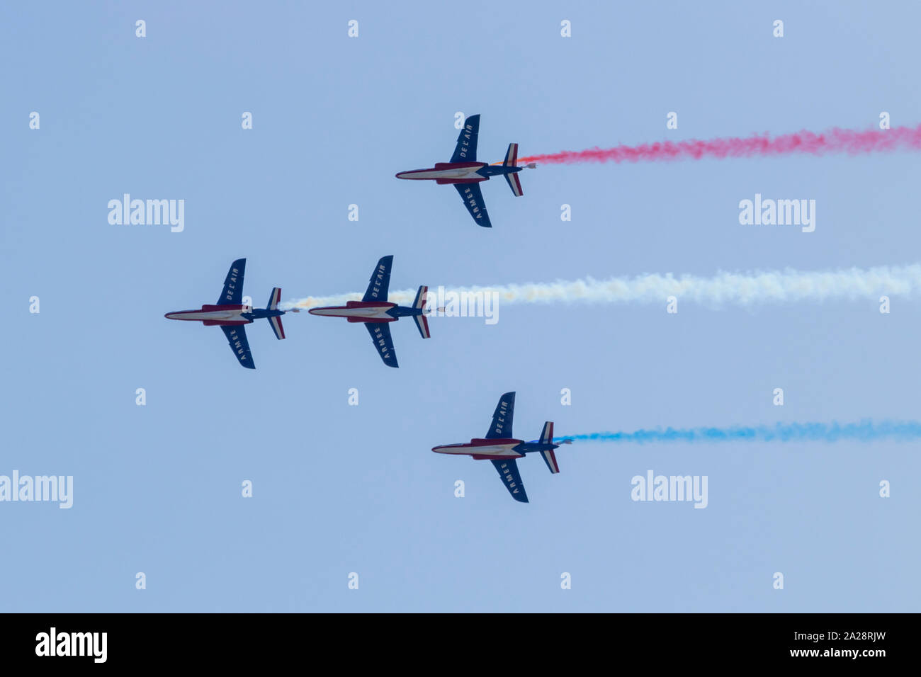 OSTRAVA, Repubblica Ceca - 22 settembre 2019: la NATO giorni. Patrouille de France del team francese Air Force esegue un display di volo in Alpha Jet e velivoli del tipo AW Foto Stock