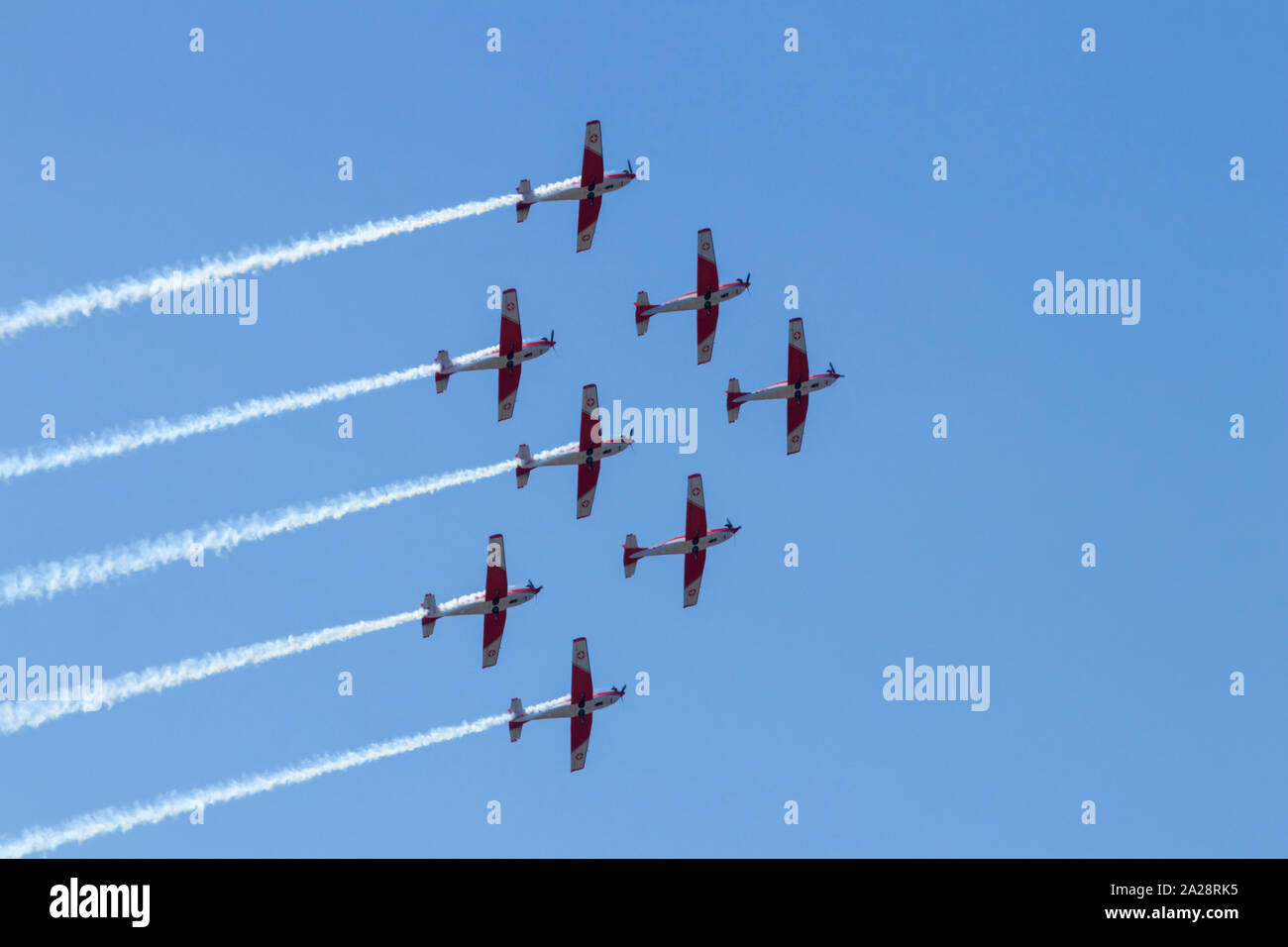 OSTRAVA, Repubblica Ceca - 22 settembre 2019: la NATO giorni. Swiss Air Force PC-7 squadron esegue un volo display. Foto Stock