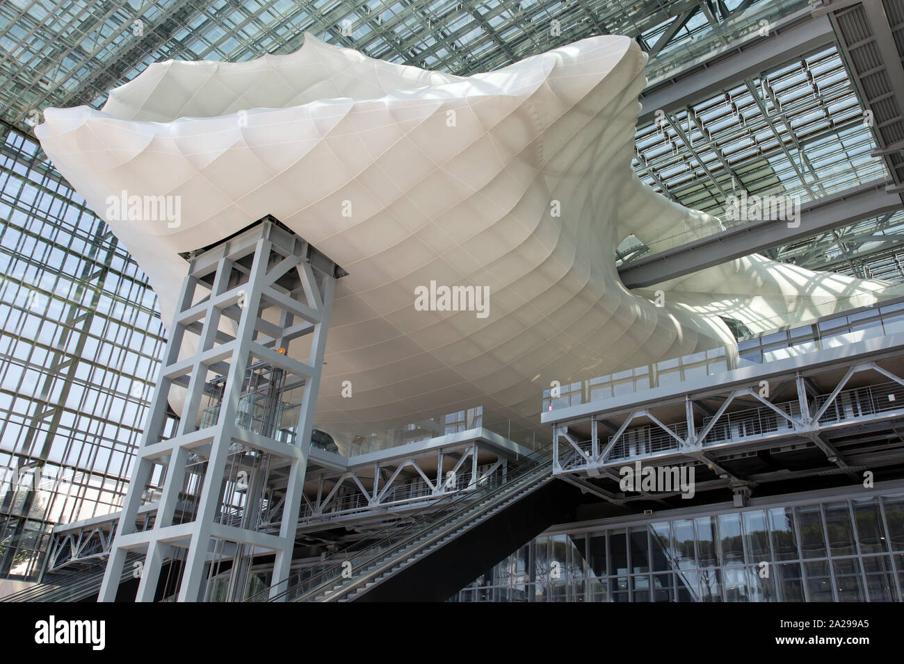 Centro Congressi La nuvola (cloud) da studio Fuksas a Roma EUR Foto Stock