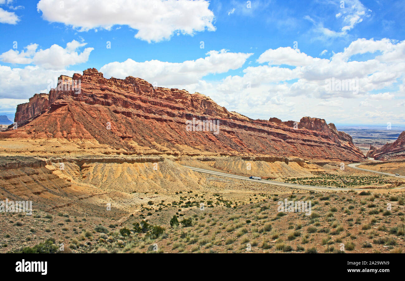 Rocce Rosse in Spotted Wolf Canyon dello Utah Foto Stock