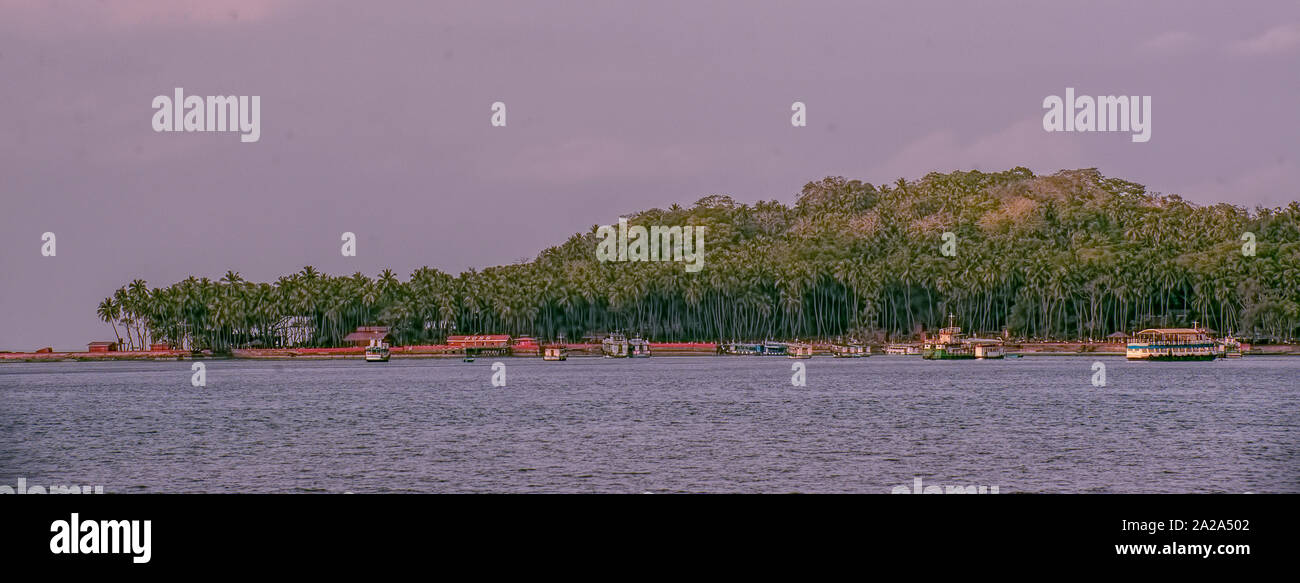 Paesaggio,Ross isola,primo British,insediamento,a,Andaman,Isola,1858,l'India, abbandonato,A1942, nella guerra mondiale-2,dopo,bombardamento giapponese e occupatio Foto Stock