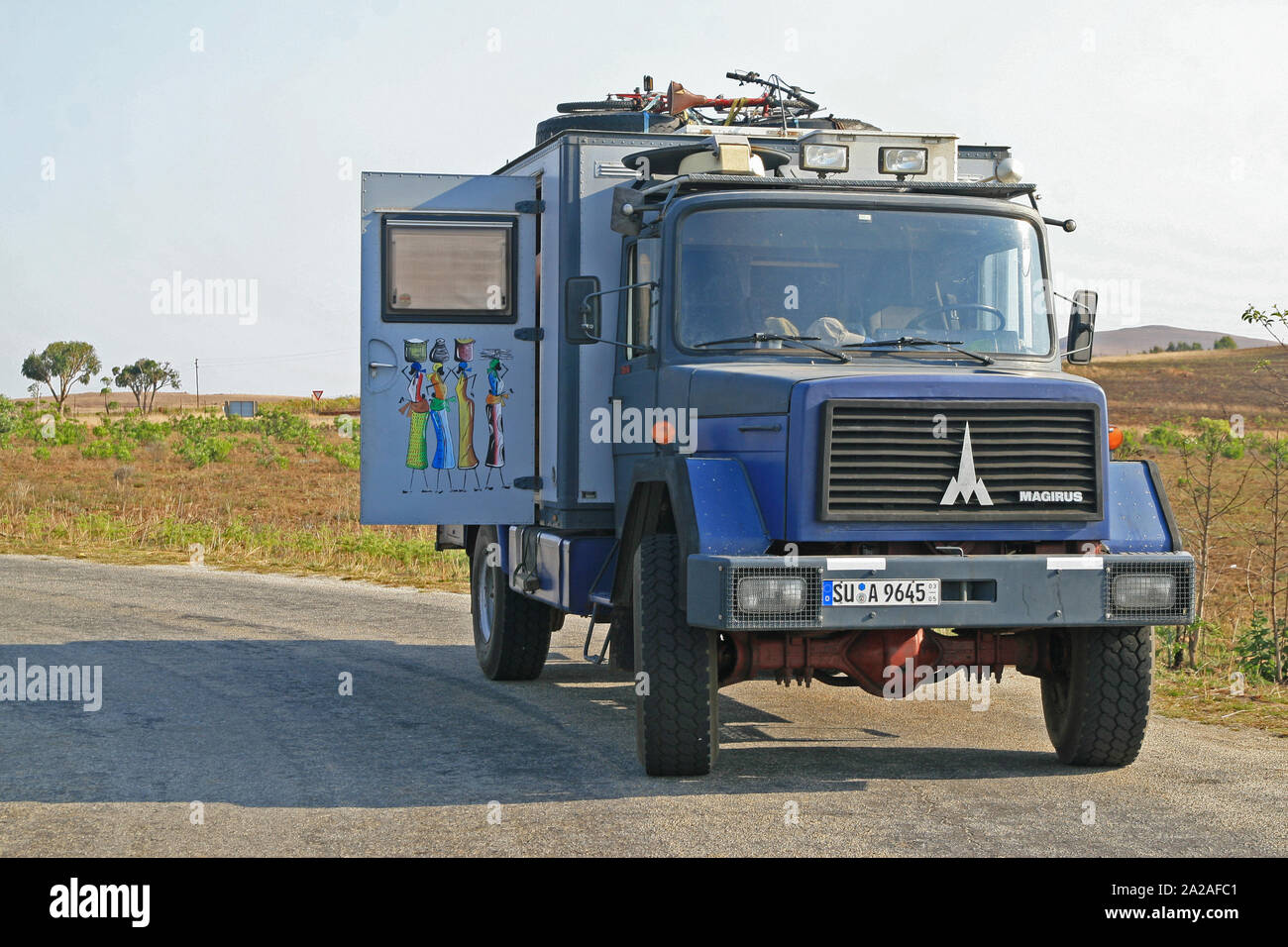Magirus carrello parcheggiato sulla strada, Panorama Route - Mpumalanga in Sudafrica. Foto Stock
