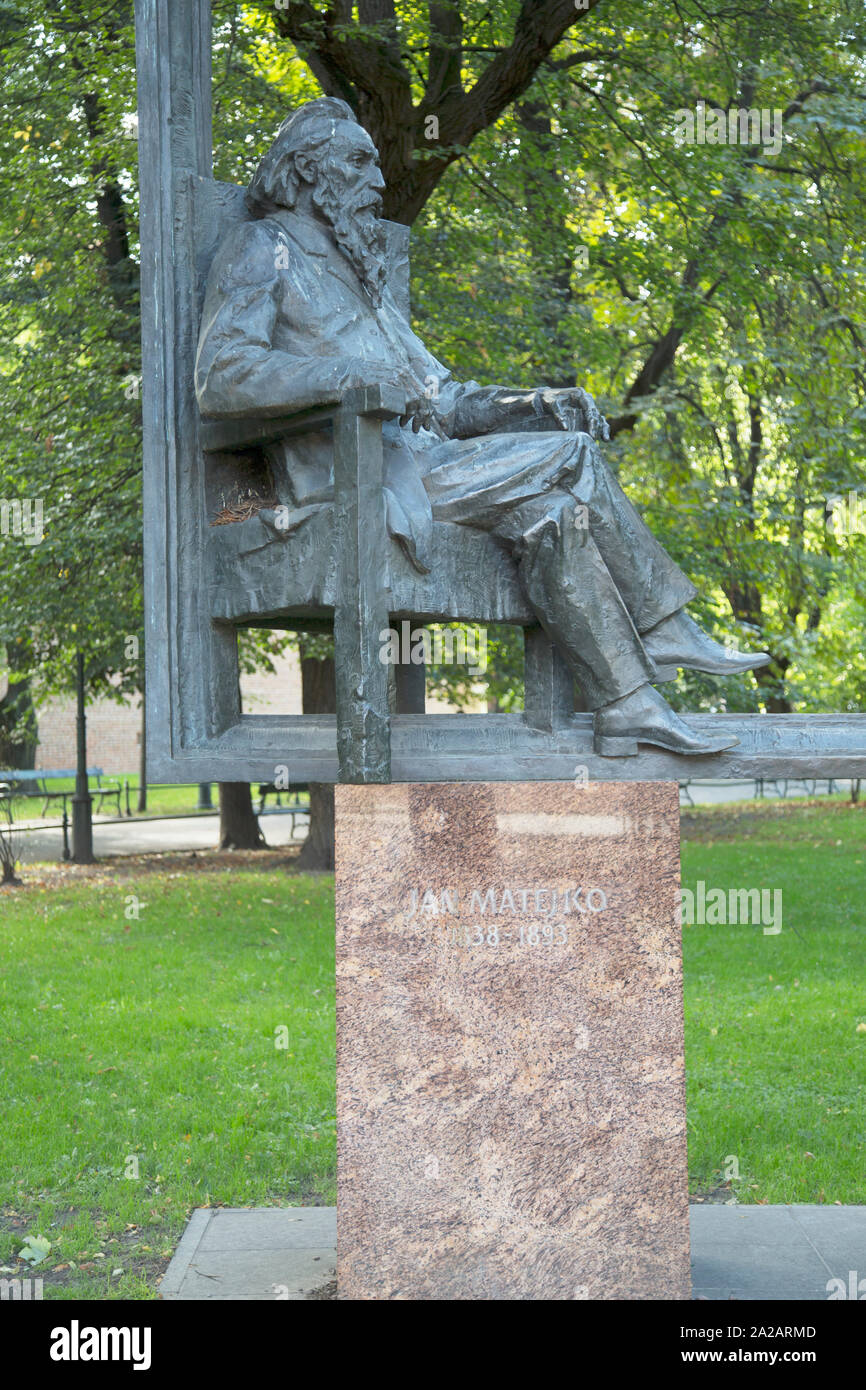 Scultura di Jan Matejko, uno di Polonia più famosi artisti, rilassante in una cornice immagine. La statua è di Jan Tutaj, Cracovia in Polonia Foto Stock