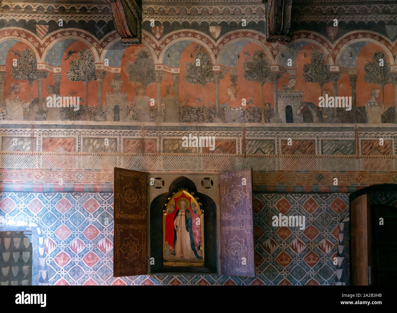 Dipinto della Madonna, Affreschi della Leggenda della Chatelaine di Vergy, camera da letto della padrona di casa, Palazzo Davanzati, Firenze, Toscana, Italia, Europa Foto Stock