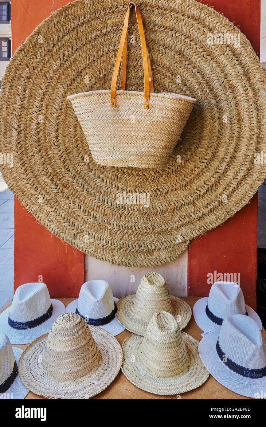 Cappelli e artigianato tipico di Cordoba, Andalusia. Spagna Foto stock -  Alamy
