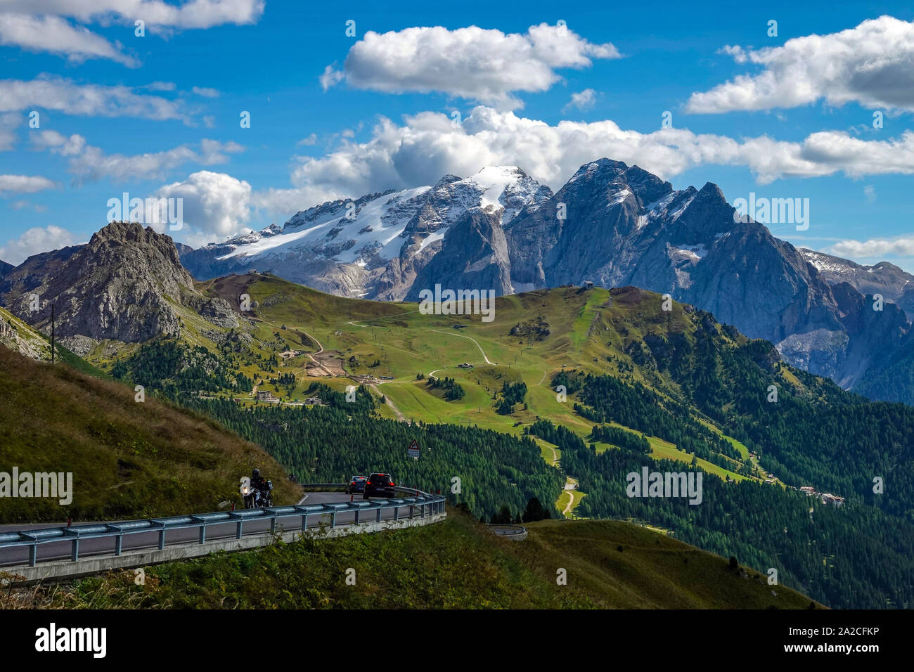 Marmolada mountain e ghiacciai, le Dolomiti italiane intorno a Canazei, Sud Tirolo, Alpi Italiane, Italia Foto Stock