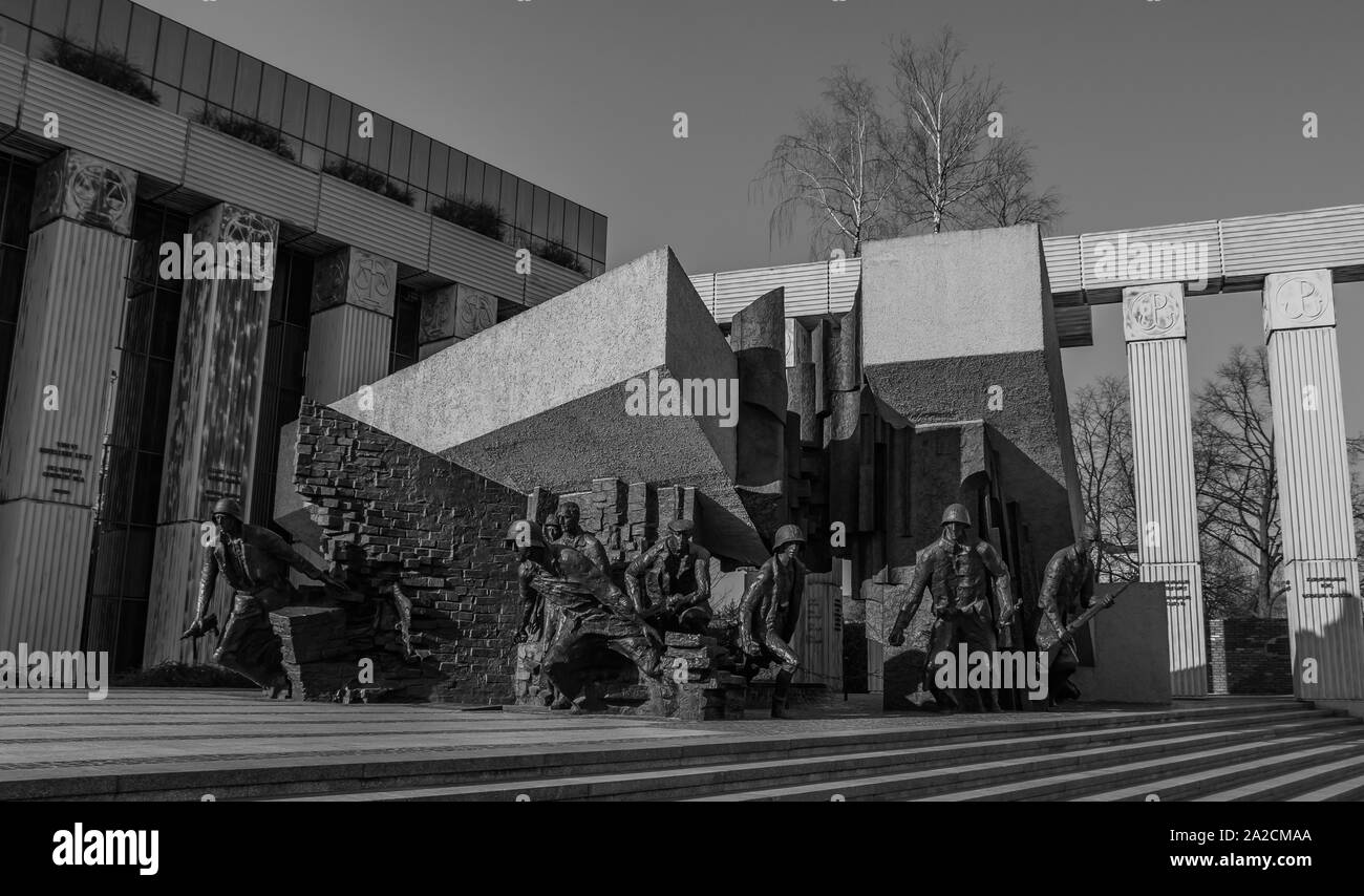 Una foto in bianco e nero della Insurrezione di Varsavia monumento. Foto Stock