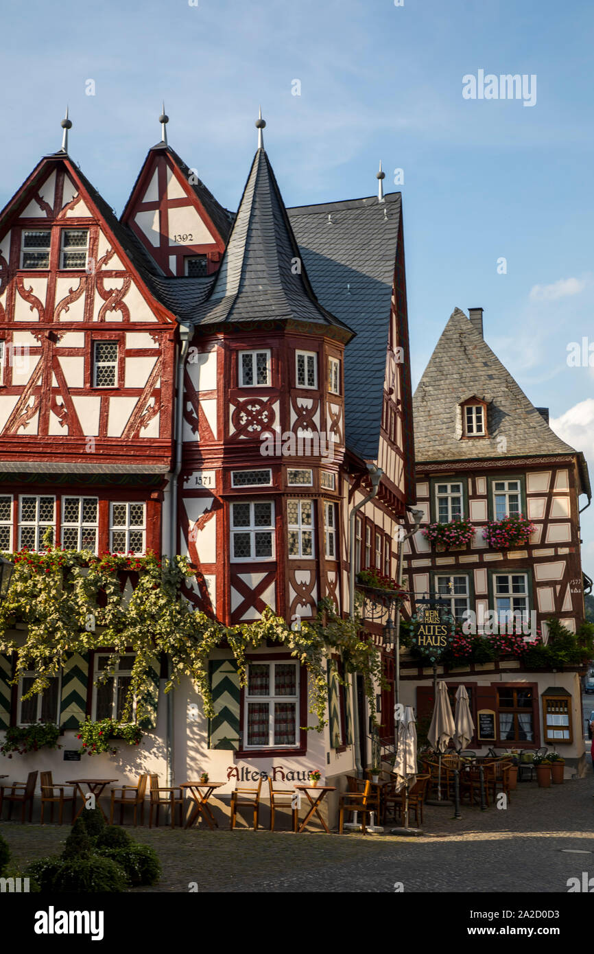 La città vecchia di Bacharach sul Reno, nella Valle del Reno superiore e centrale Sito Patrimonio Mondiale, Germania Foto Stock La città vecchia di Bacharach sul Reno, nella Valle del Reno superiore e centrale Sito Patrimonio Mondiale, Germania Foto Stock