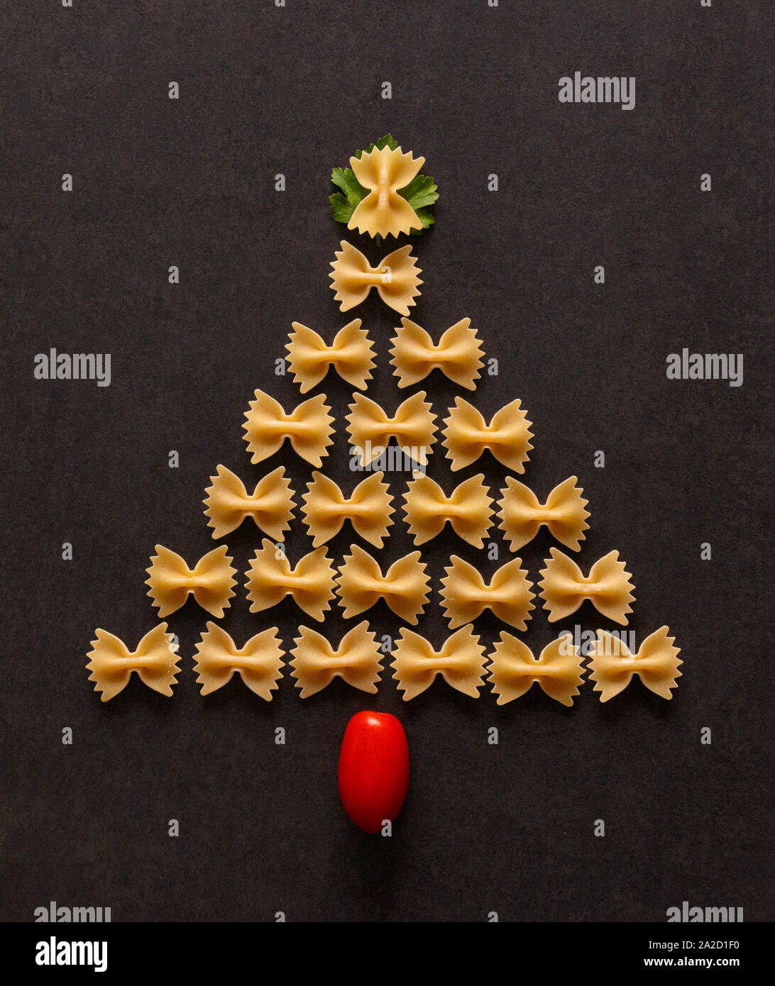 Festa di Natale albero realizzato dalla pasta Foto Stock