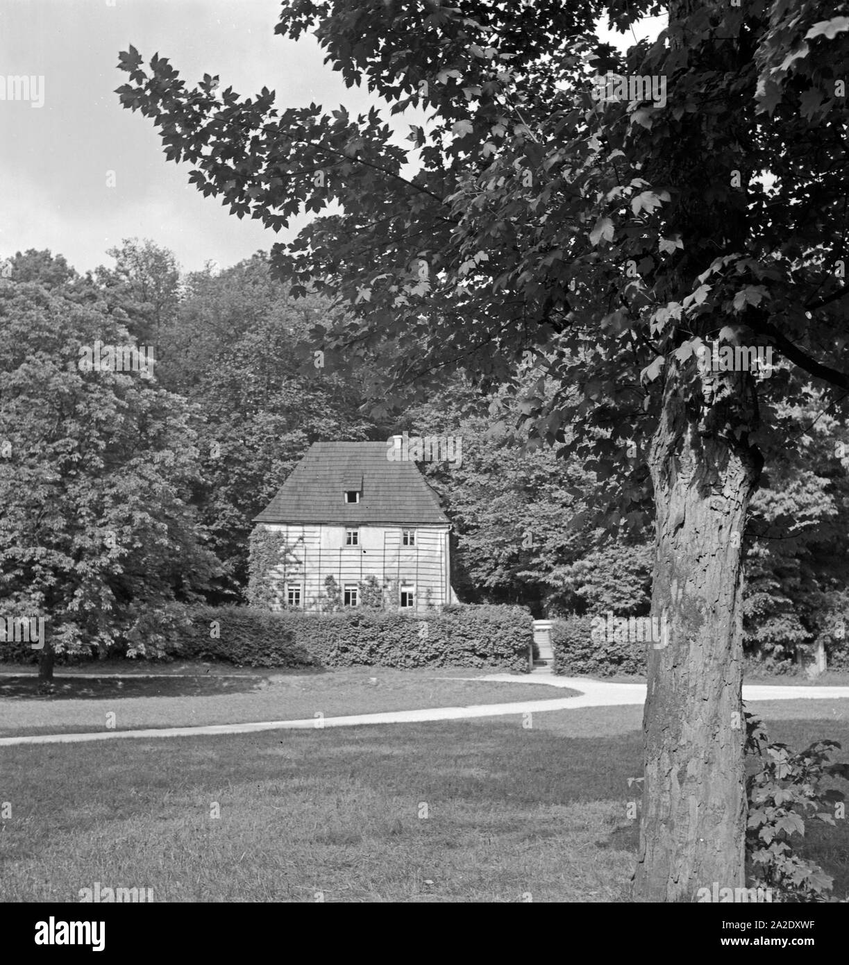 Das Gartenhaus des deutschen Dichters Johann Wolfgang von Goethe a Weimar, Deutschland 1930er Jahre. Casa del giardino del poeta tedesco Johann Wolfgang von Goethe a Weimar, Germania 1930s. Foto Stock