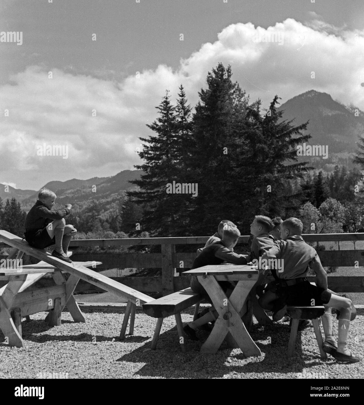 Kinder in der Adolf-Hitler-Jugendherberge a Berchtesgaden, Deutschland 1930er Jahre. I bambini al Adolf-Hitler-ostello della gioventù a Berchtesgaden, Germania 1930s. Foto Stock