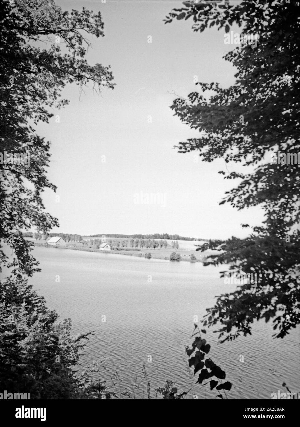 Der Alle Stausee bei Friedland in Ostpreußen, 1930er Jahre. Vista la Alle serbatoio di acqua vicino a Friedland, Prussia orientale, 1930s. Foto Stock