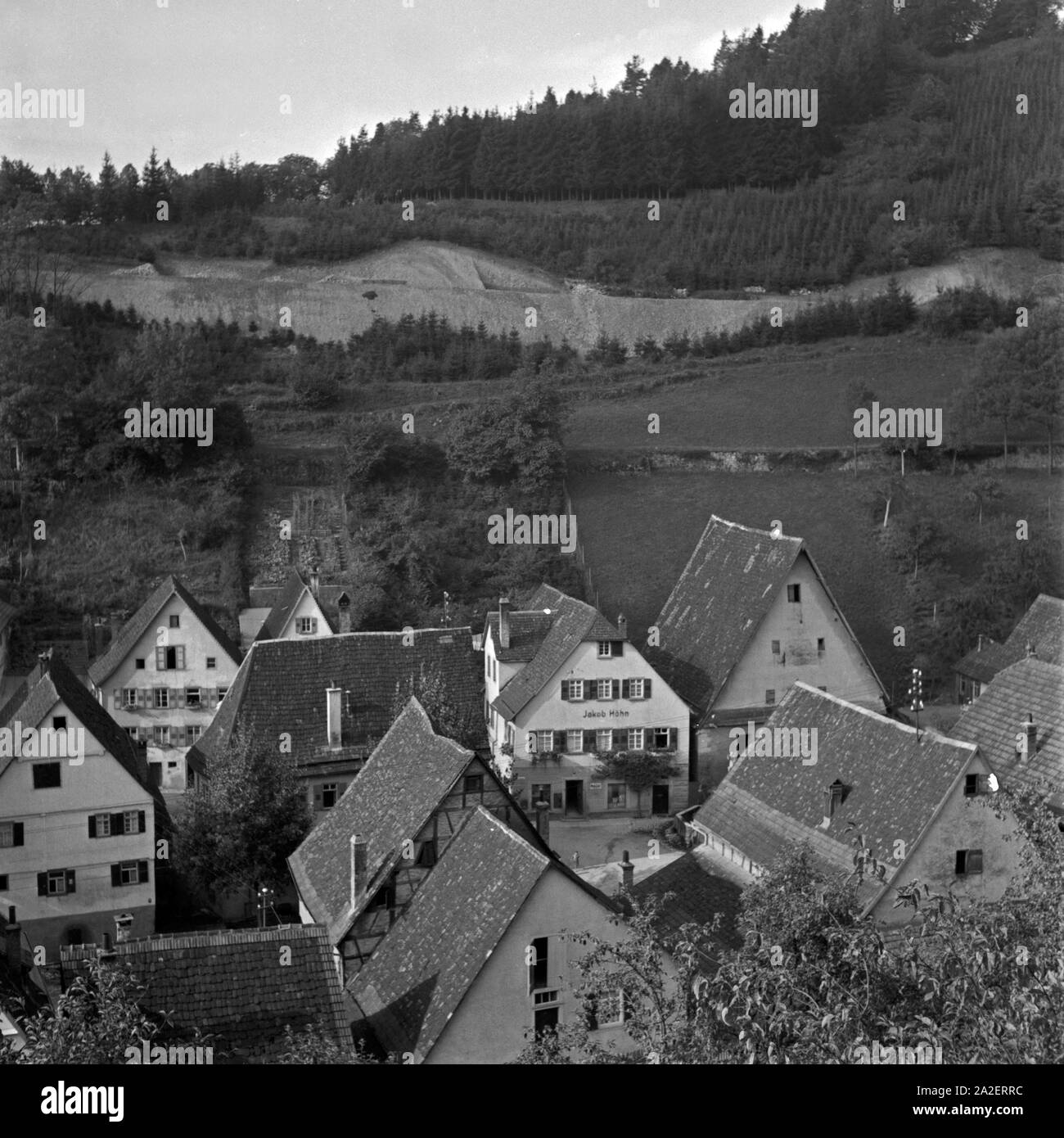 Blick auf das Städtchen Horb am Neckar, Deutschland 1930er Jahre. Vista della città di Horb al fiume Neckar, Germania 1930s. Foto Stock