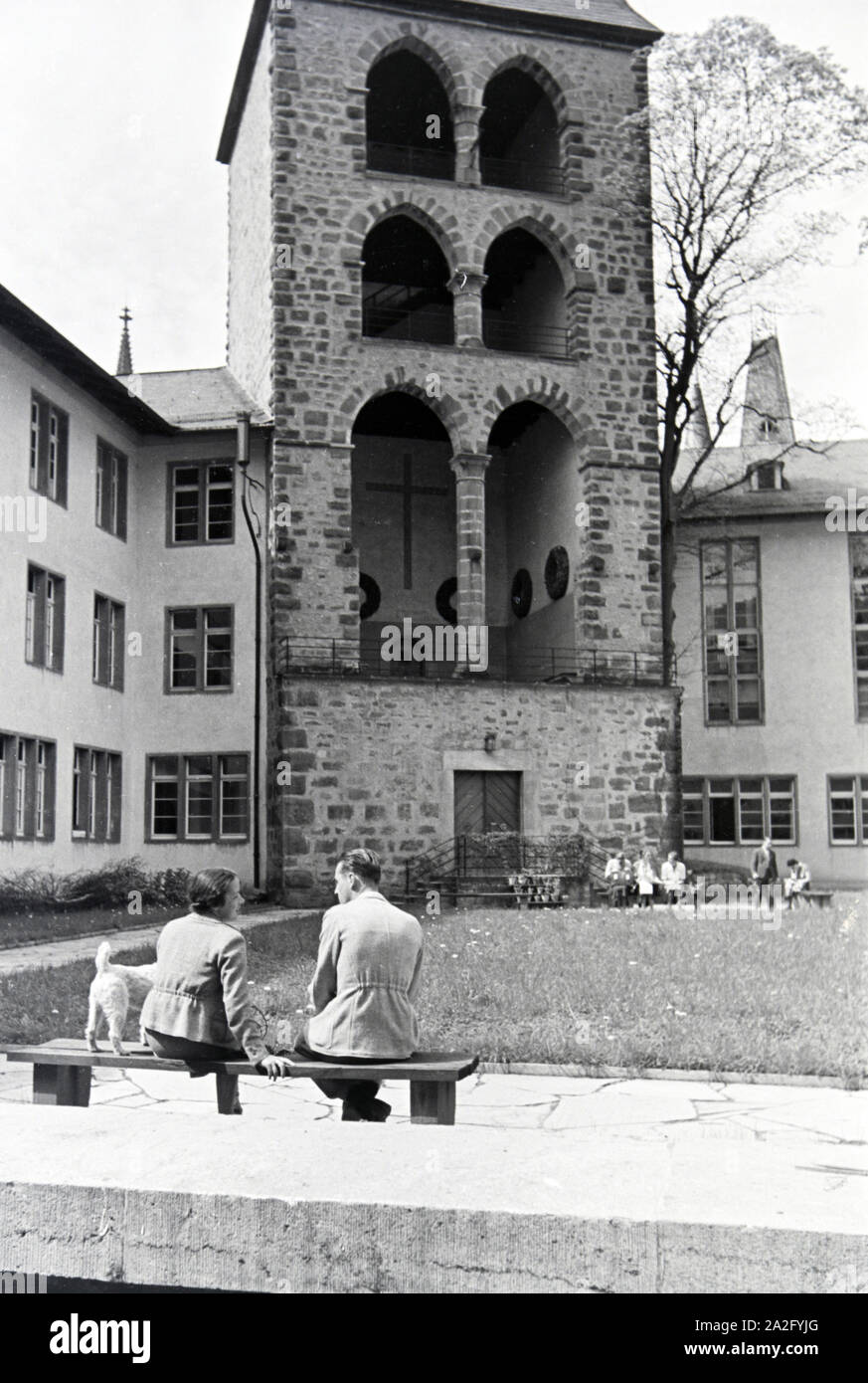 Ein Ausflug zur Ruprecht-Karls-Universität di Heidelberg, Deutsches Reich 1930er Jahre. Un'escursione alla Ruprecht Karls University in Heidelberg; Germania 1930s. Foto Stock