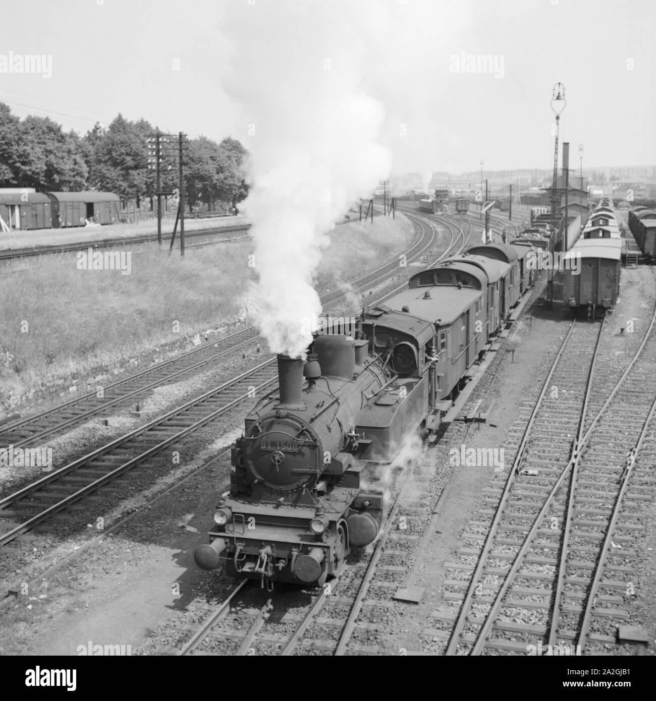 Gezogen von einer dampflokomotive der baureihe 31 Foto e Immagini Stock