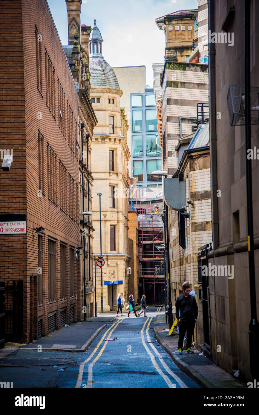 Strada stretta in Manchester Foto Stock