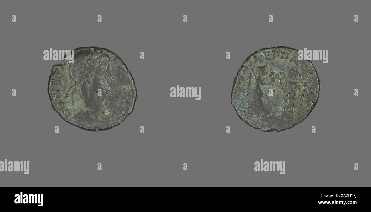Moneta raffigurante l'imperatore Constans, annuncio 335/350, Romano, Impero Romano, bronzo, Diam. 1.6 cm, 1,86 g Foto Stock