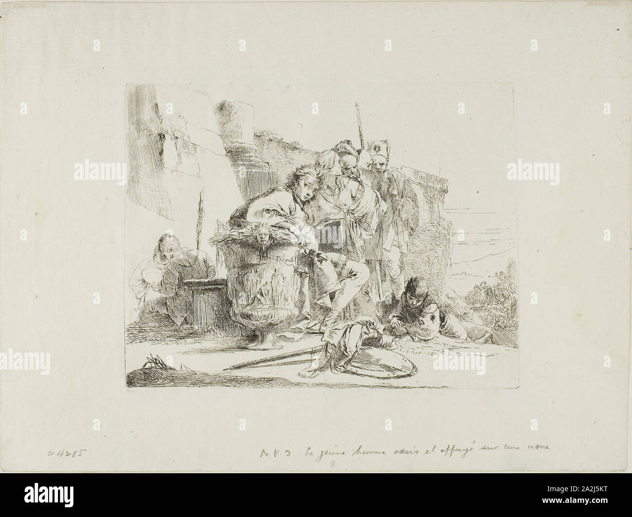 Gioventù seduto appoggiato contro un'urna, dai capricci, 1740/50, pubblicato 1785, Giambattista Tiepolo, Italiano, 1696-1770, Italia, incisione su carta, 140 x 180 mm Foto Stock