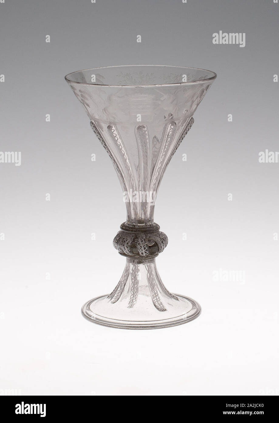 Calice inciso con scene di caccia, c. 1680, Boemia, Repubblica Ceca, Boemia, vetro, H. 16,5 cm (6 1/2 in Foto Stock
