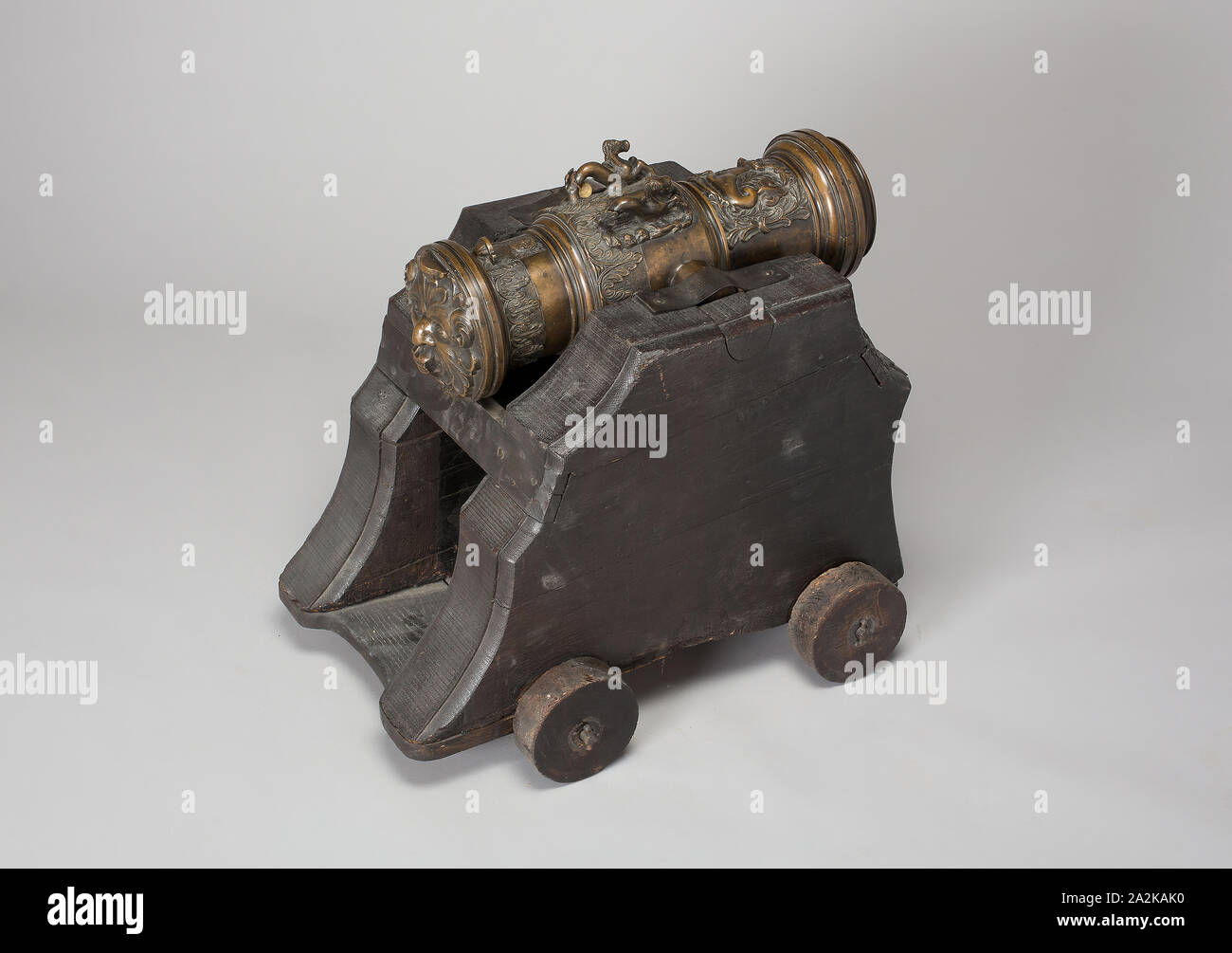 Piccolo obice (campo cannone) del capitano di artiglieria Johannes Faulhaber, 1600/35, Tedesco, eventualmente Ulm, Ulm, bronzo, ferro e legno, Lunghezza totale : 18 1/2 in. (47 cm Foto Stock