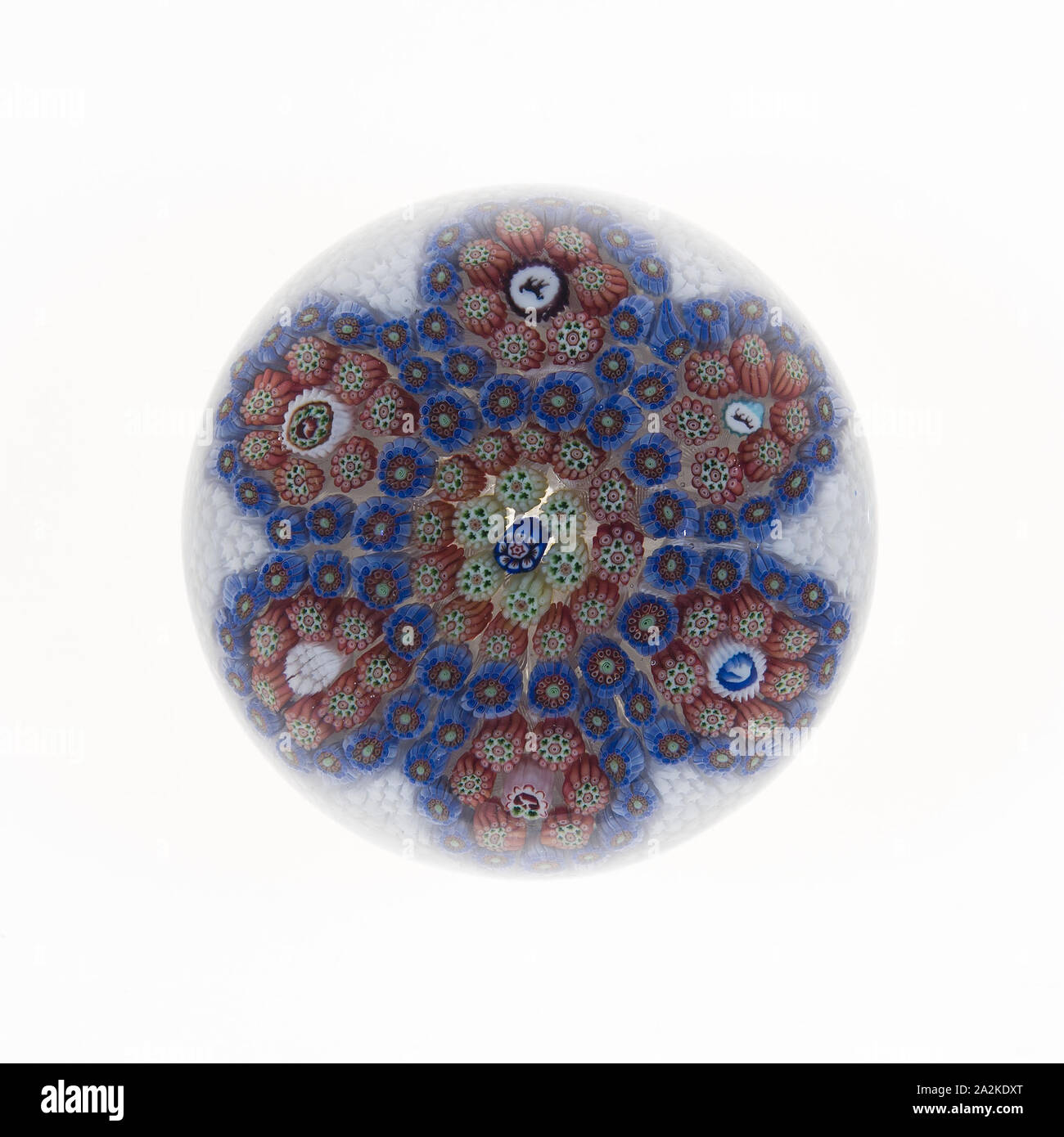 Fermacarte, secolo XIX, Baccarat, Francia, fondata 1764, Baccarat, vetro, diametro: 2 7/8 in Foto Stock