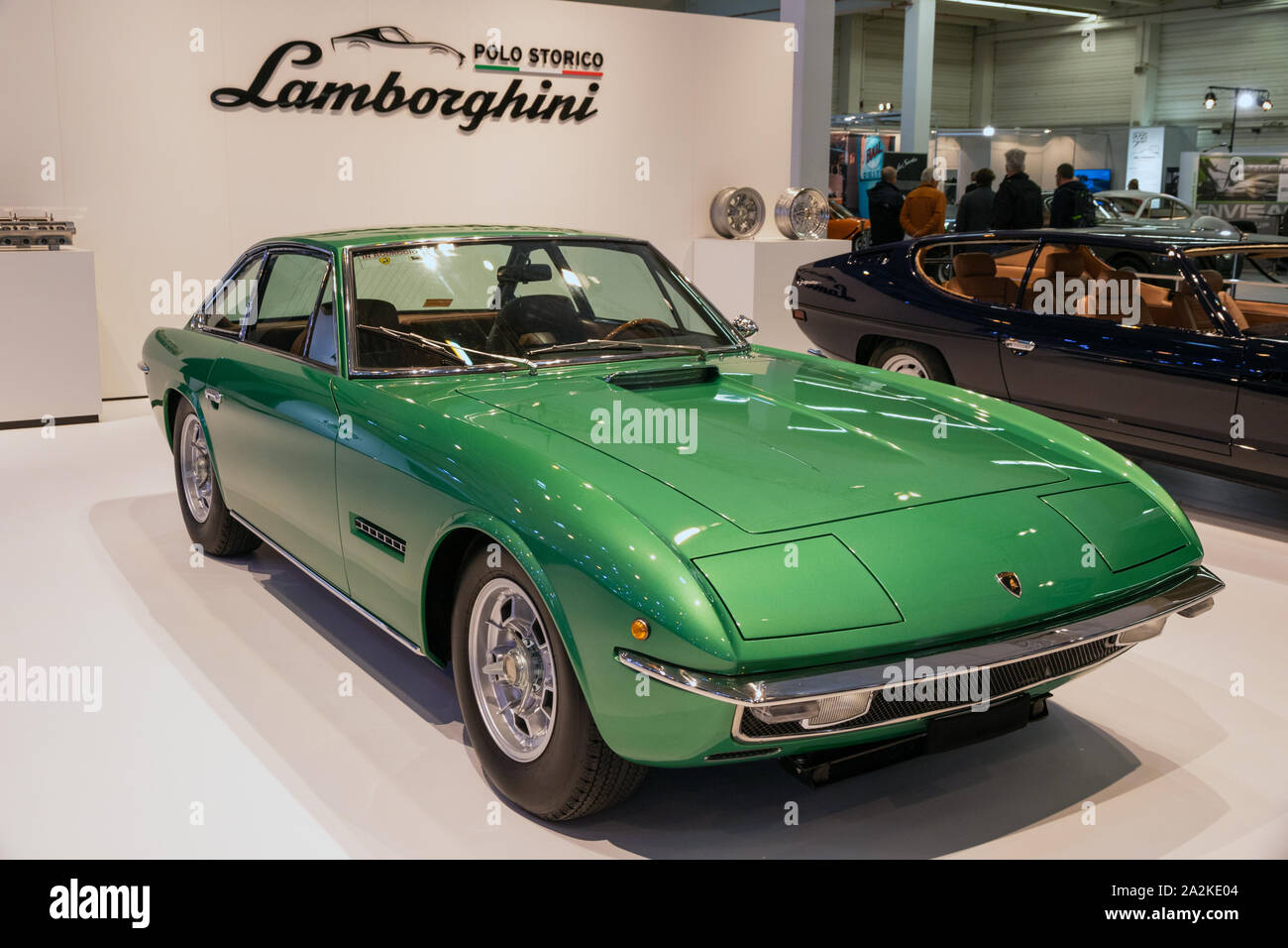 ESSEN, Germania - 23 MAR 2018: l'annata 1969 Lamborghini Islero S auto sportiva presentati presso il Techno Classica Essen. Foto Stock
