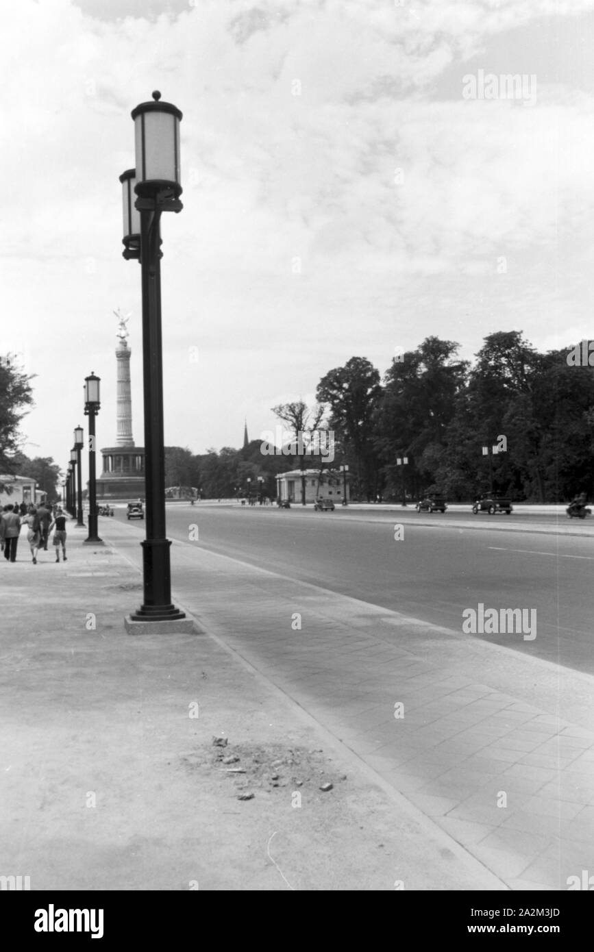 Die Strasse des 17. Juni in Berlino, Deutsches Reich 1930er Jahre. Xvii del giugno Street a Berlino, Germania 1930s. Foto Stock