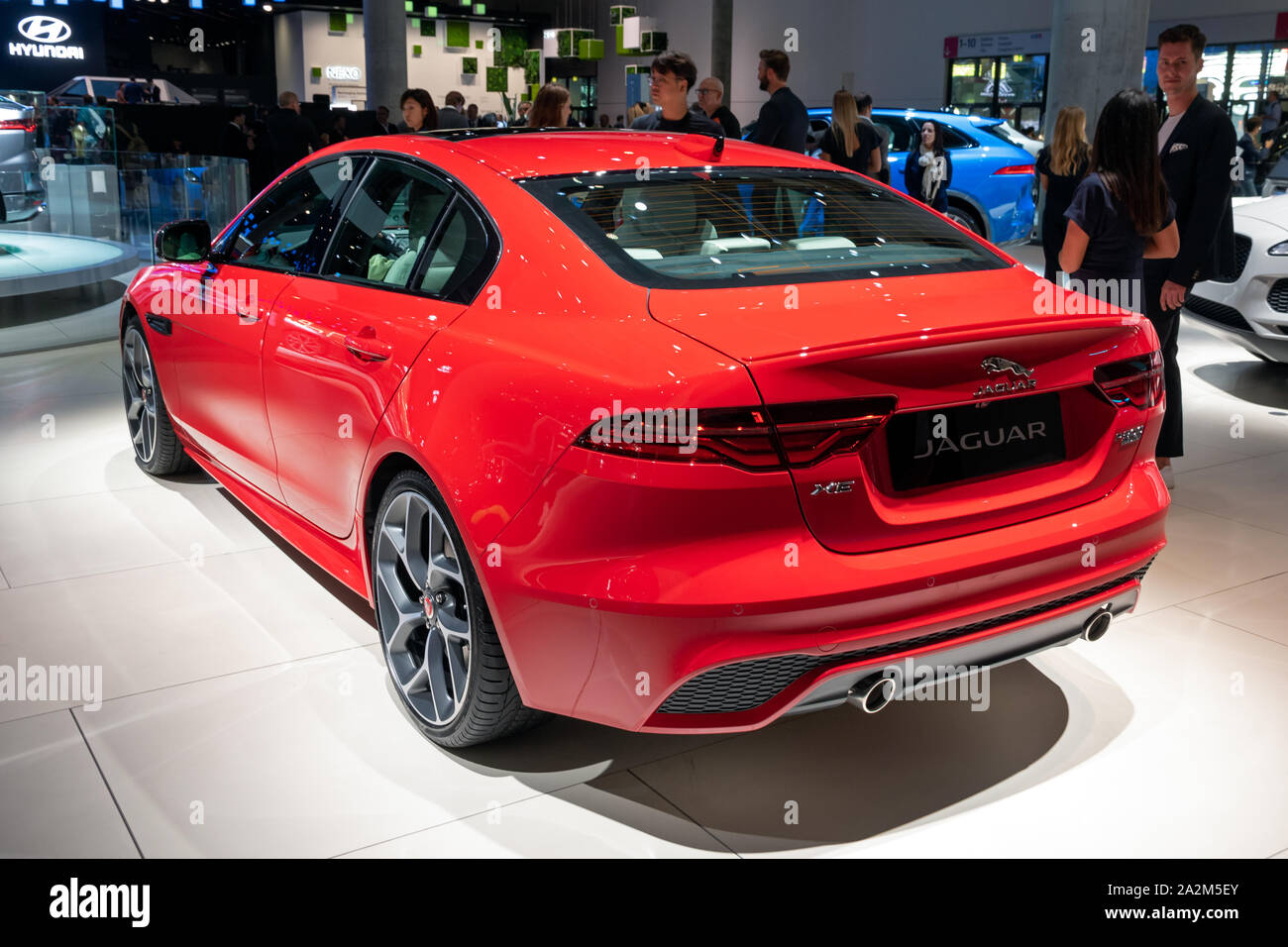Francoforte, Germania - Sep 10, 2019: Jaguar XE auto esposte al salone di Francoforte IAA Motor Show 2019. Foto Stock